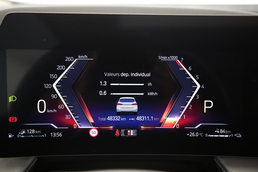 BMW 225e xDrive Active Tourer-image-20
