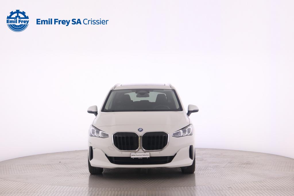 BMW 225e xDrive Active Tourer-image-7