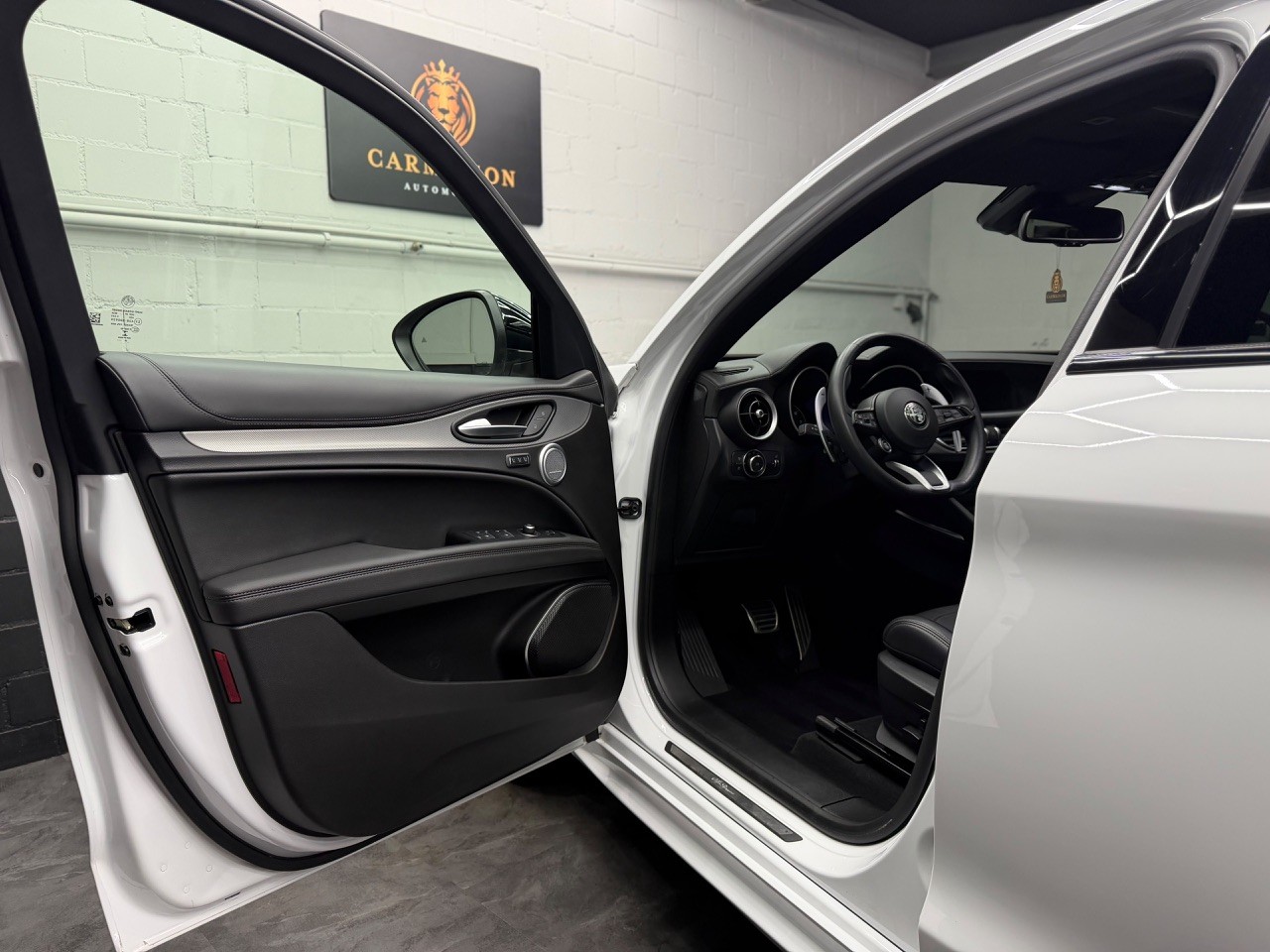 ALFA ROMEO Stelvio 2.0 Veloce Q4 | CH-Auto | ACC | AHK 1.6T | Harman/Kardon | Rückfahrkamera-image-12