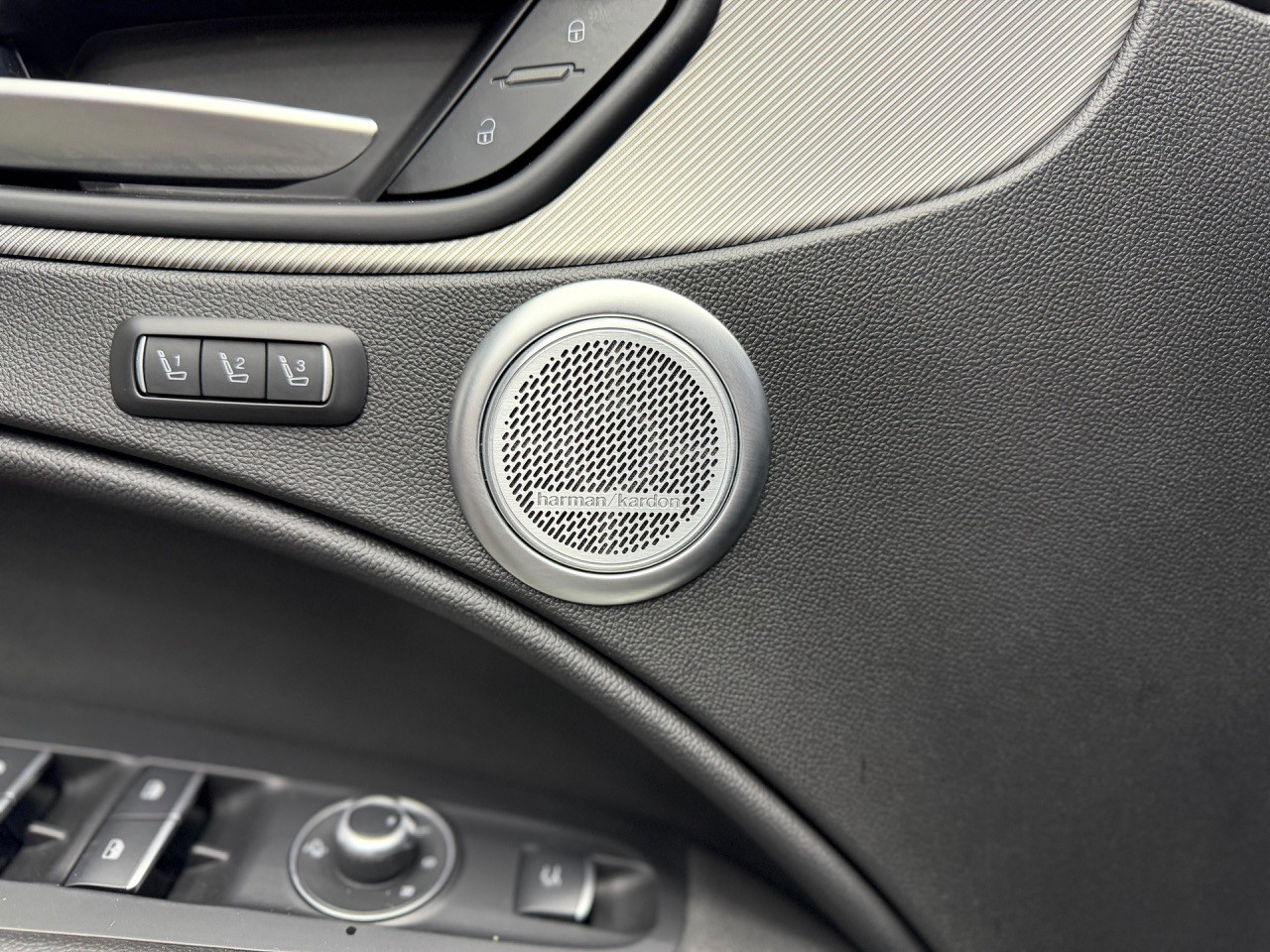 ALFA ROMEO Stelvio 2.0 Veloce Q4 | CH-Auto | ACC | AHK 1.6T | Harman/Kardon | Rückfahrkamera-image-20