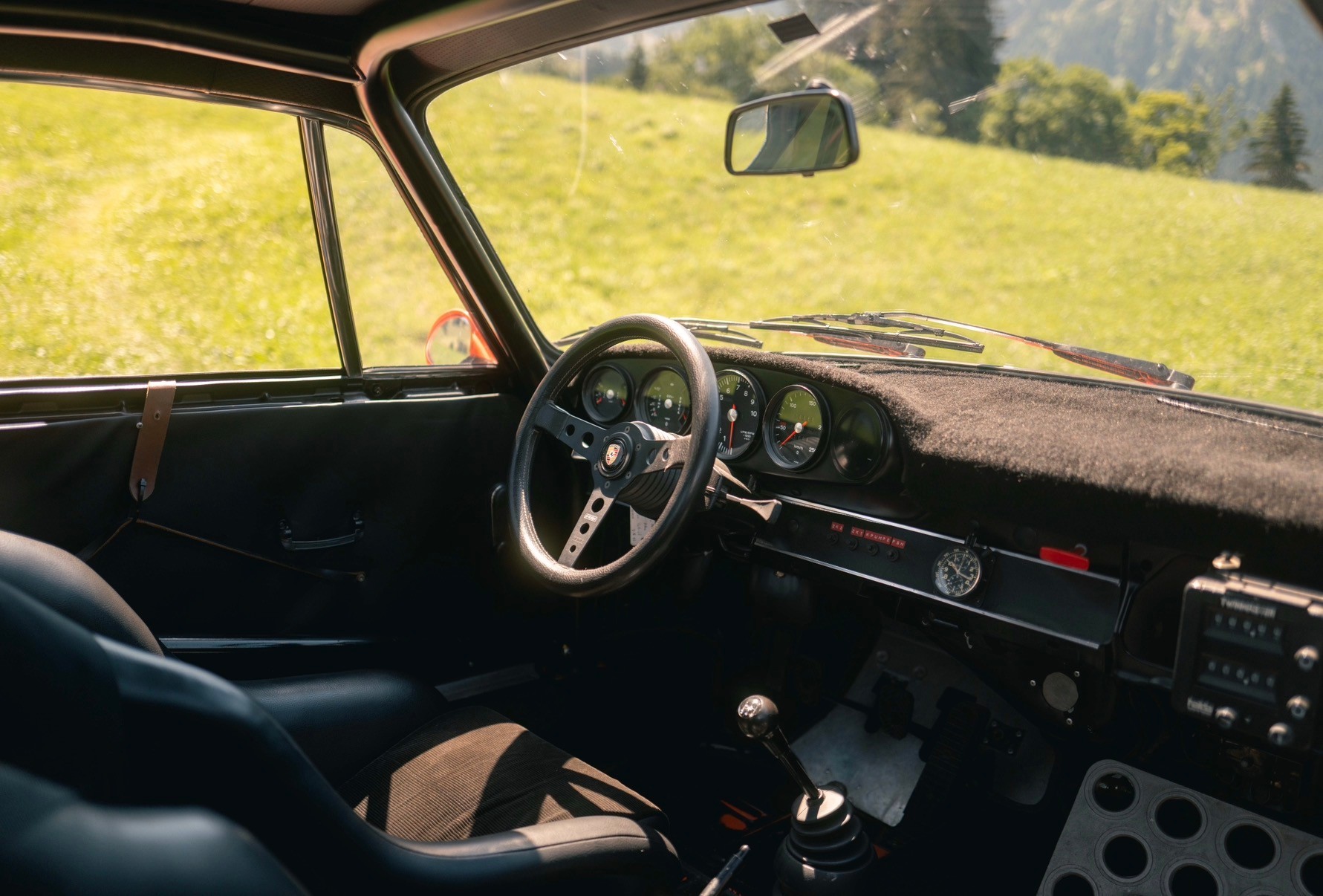 PORSCHE 911 2.5 S/T-image-11