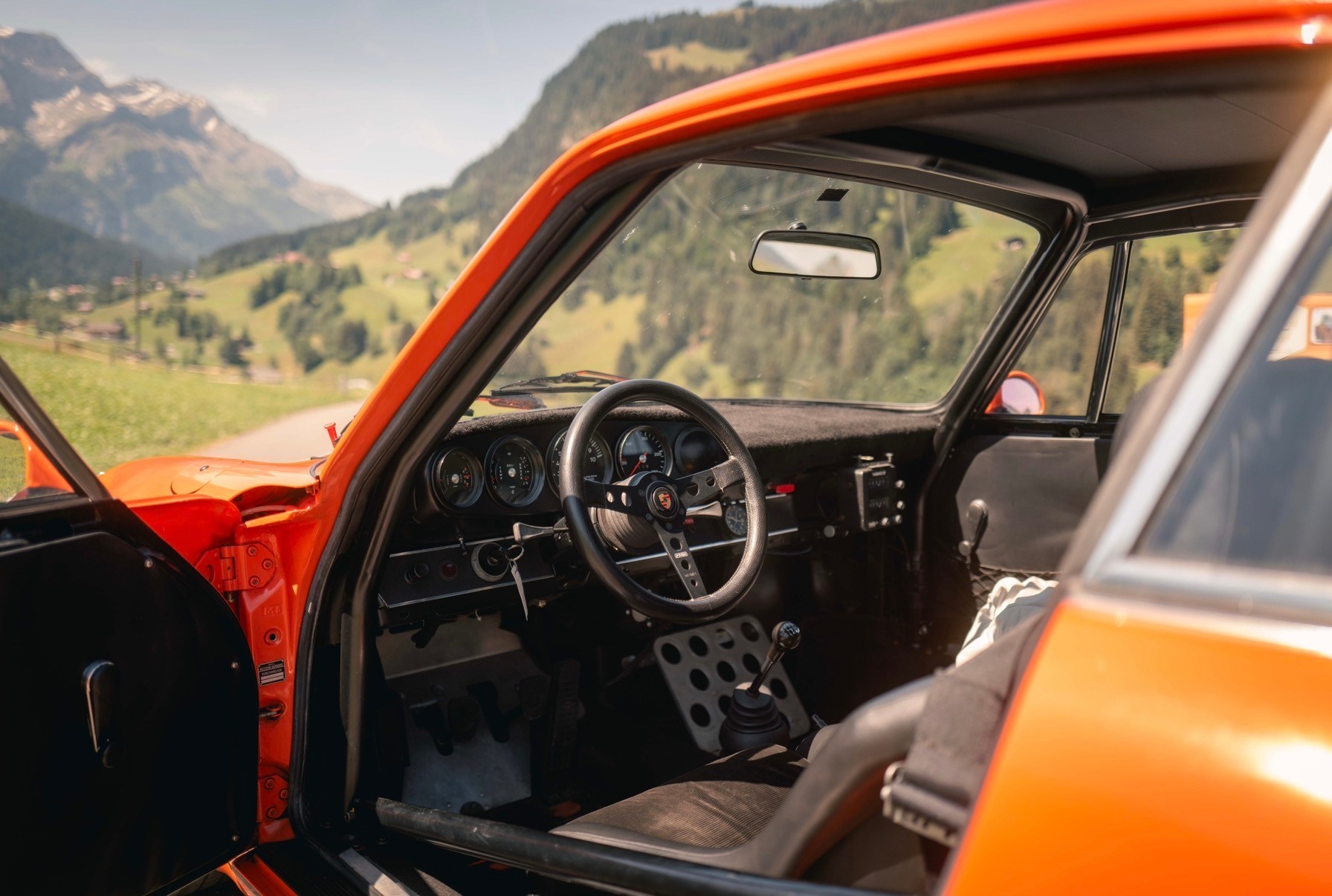PORSCHE 911 2.5 S/T-image-5