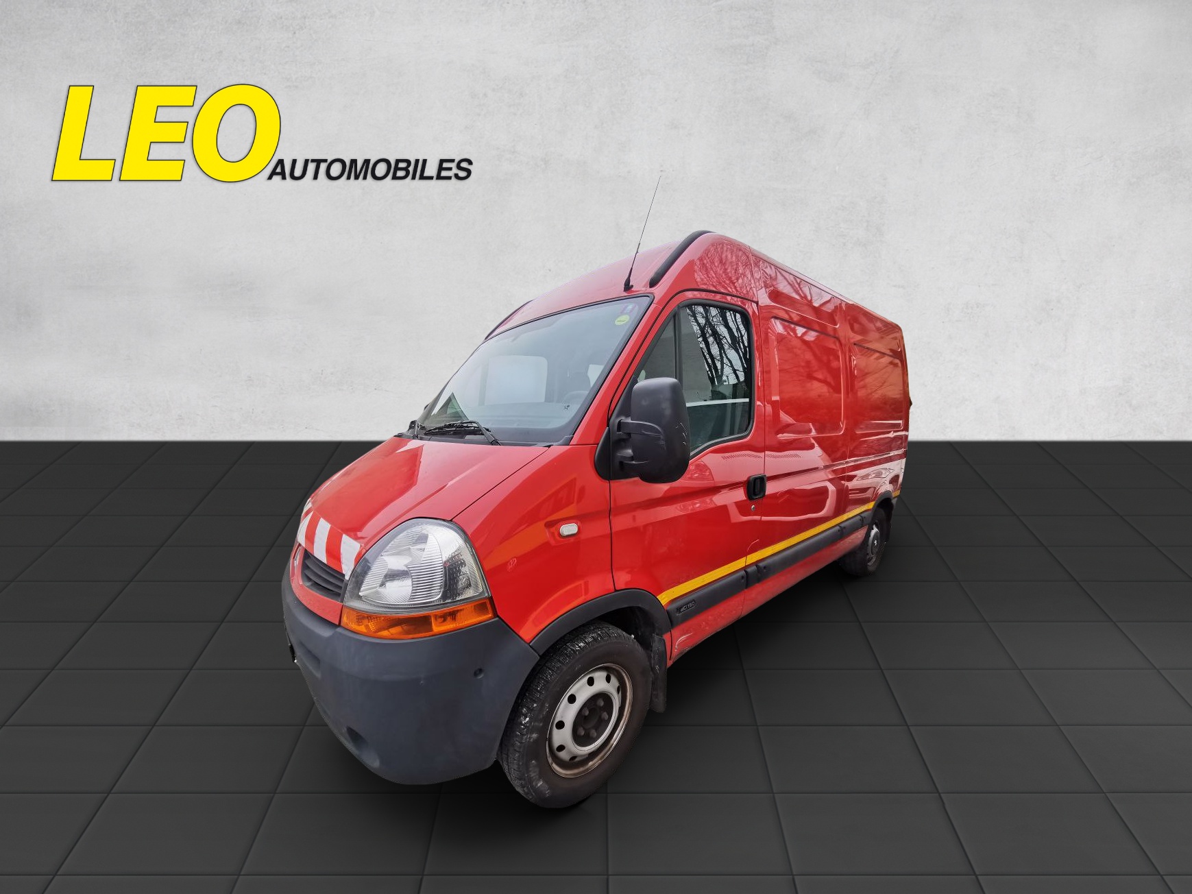 RENAULT Master T35 2.5dCi L2H2-image-1