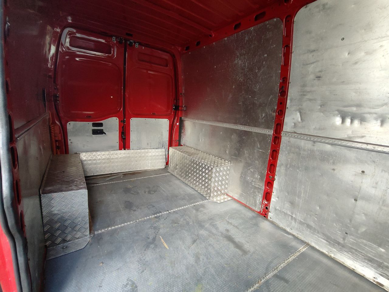 RENAULT Master T35 2.5dCi L2H2-image-7