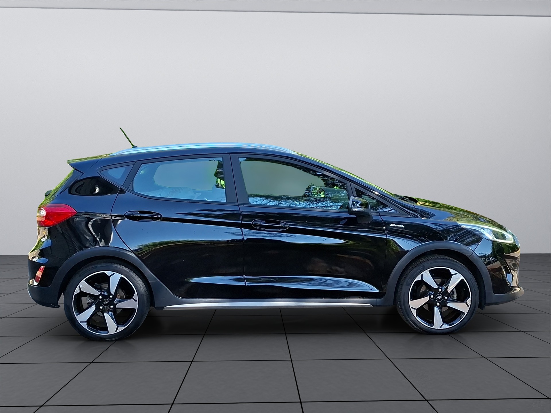 FORD Fiesta 1.0 SCTi Active-image-3