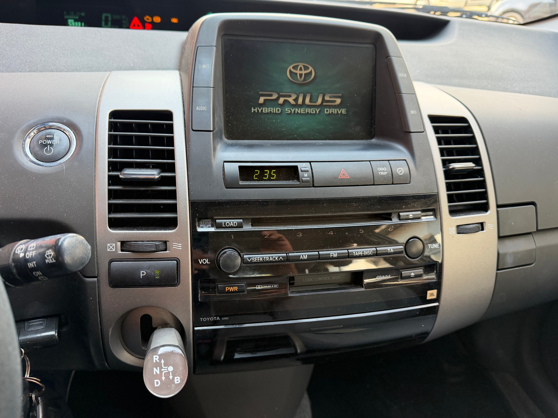 TOYOTA Prius 1.5 16V Hybrid-image-11