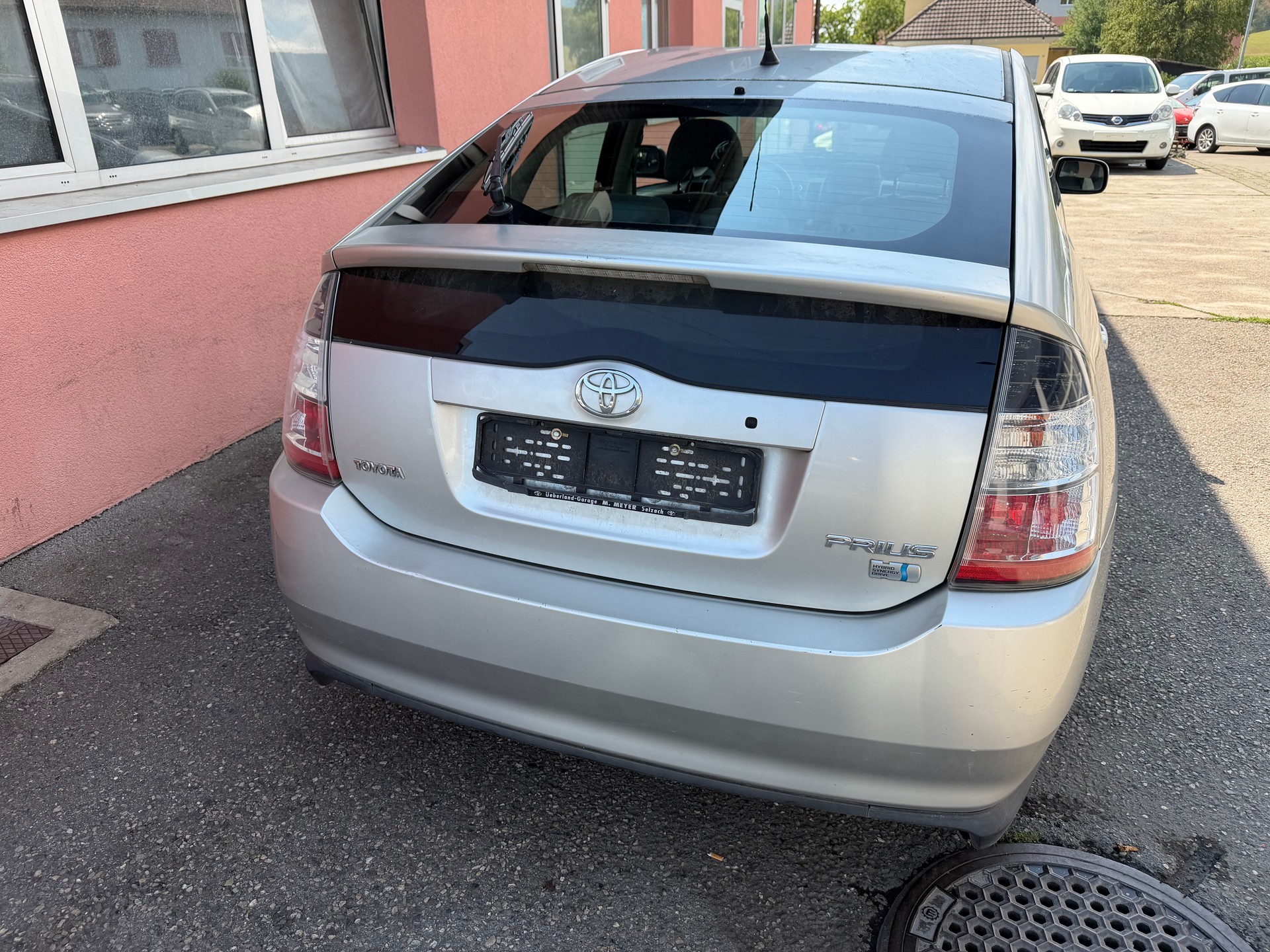 TOYOTA Prius 1.5 16V Hybrid-image-4