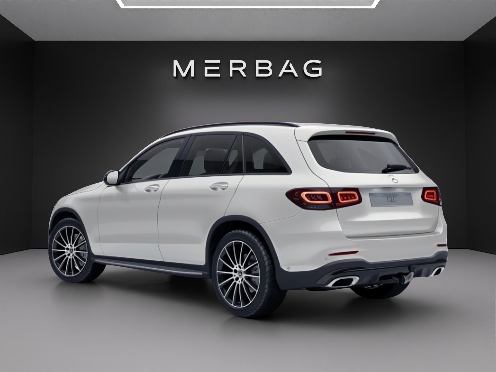 MERCEDES-BENZ GLC 300 d AMG Line 4Matic 9G-Tronic-image-3