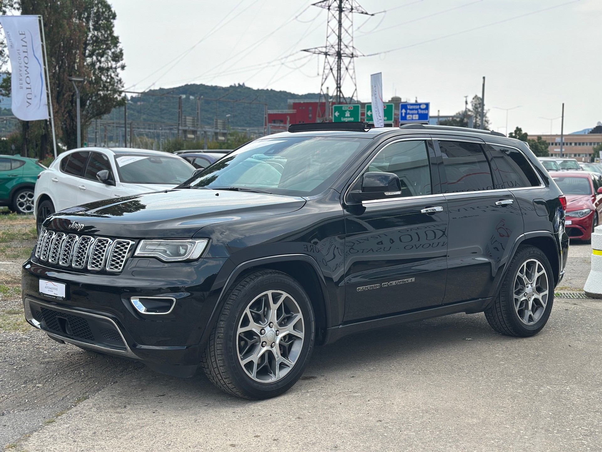JEEP Grand Cherokee 3.0 CRD Overland Automatic-image-1