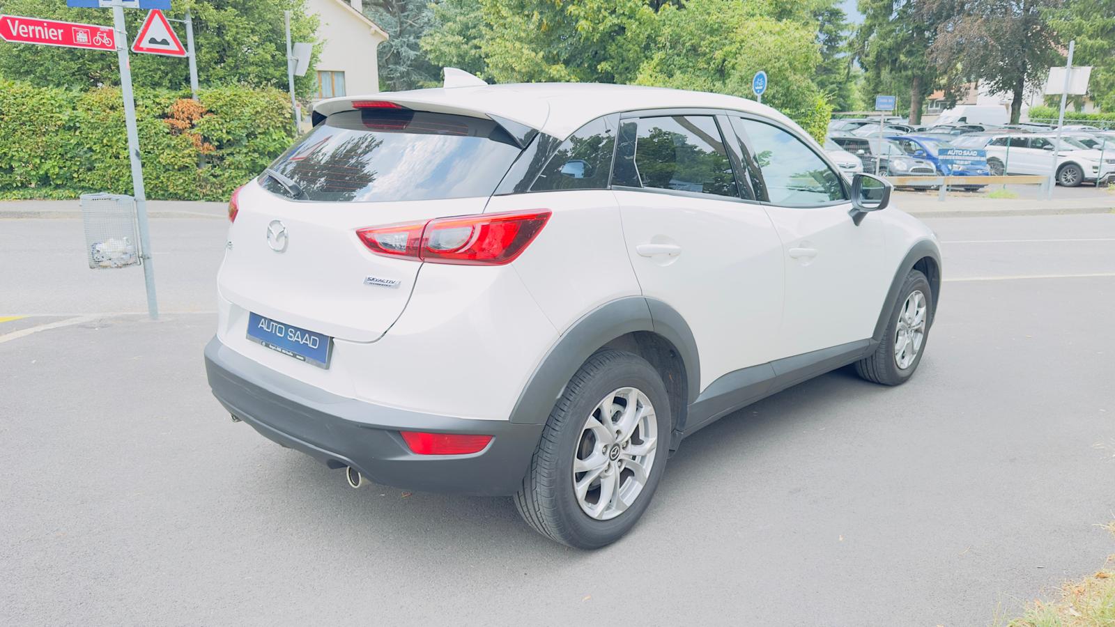 MAZDA CX-3 SKYACTIV-G 121 Ambition Plus FWD Automat-image-4