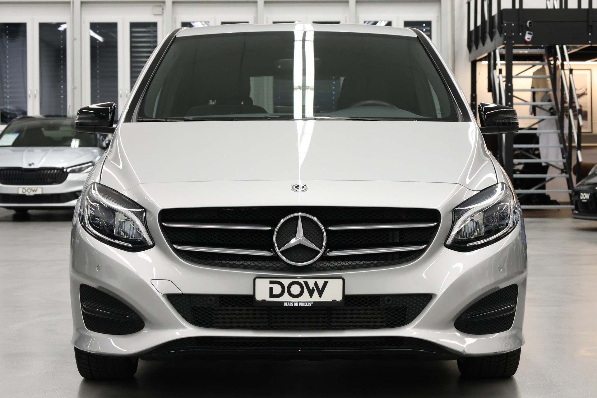 MERCEDES-BENZ B 200 Night Star-image-3
