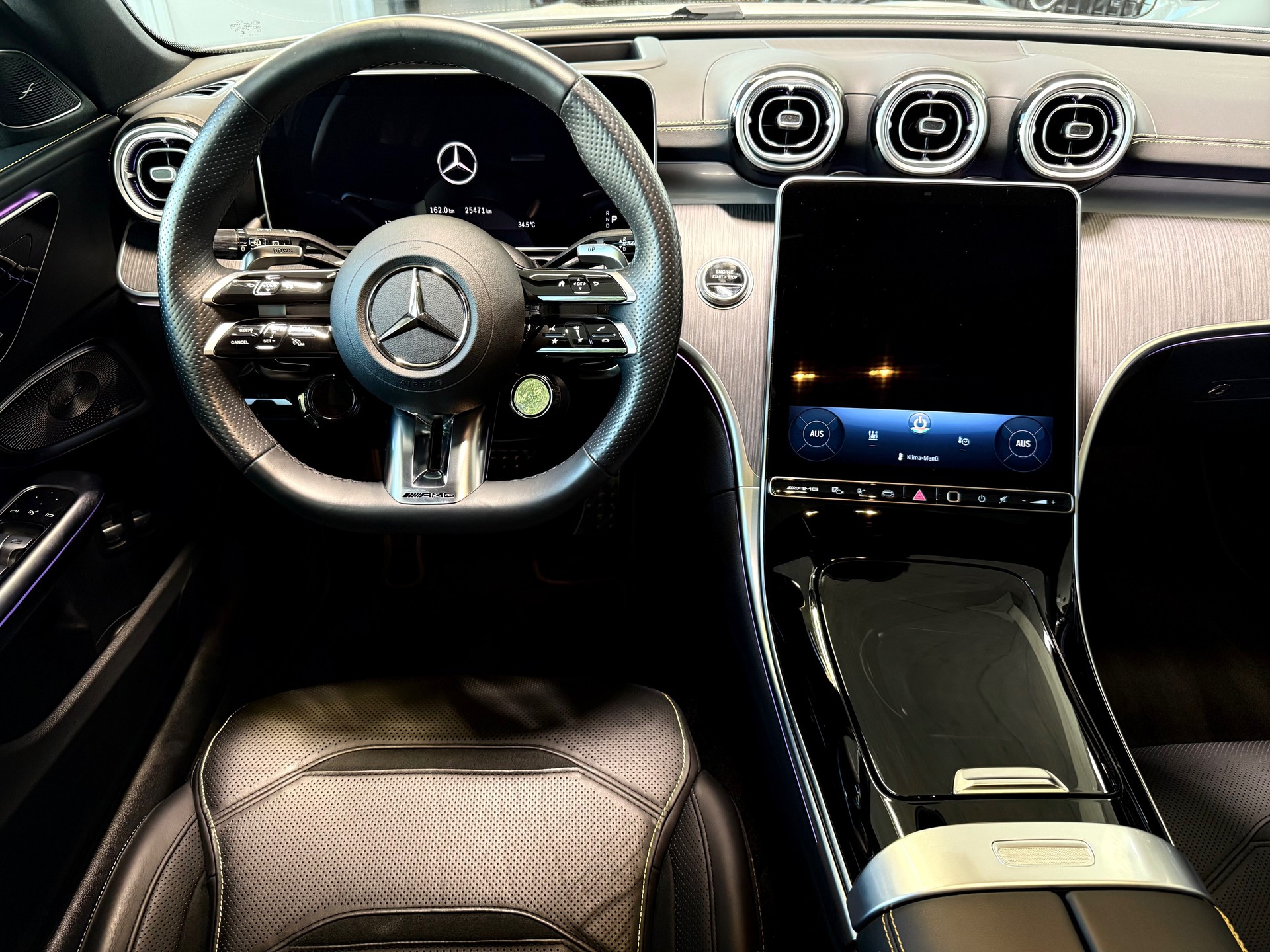 MERCEDES-BENZ C 63 S AMG T E Performance 4 Matic Executive Edition-image-14