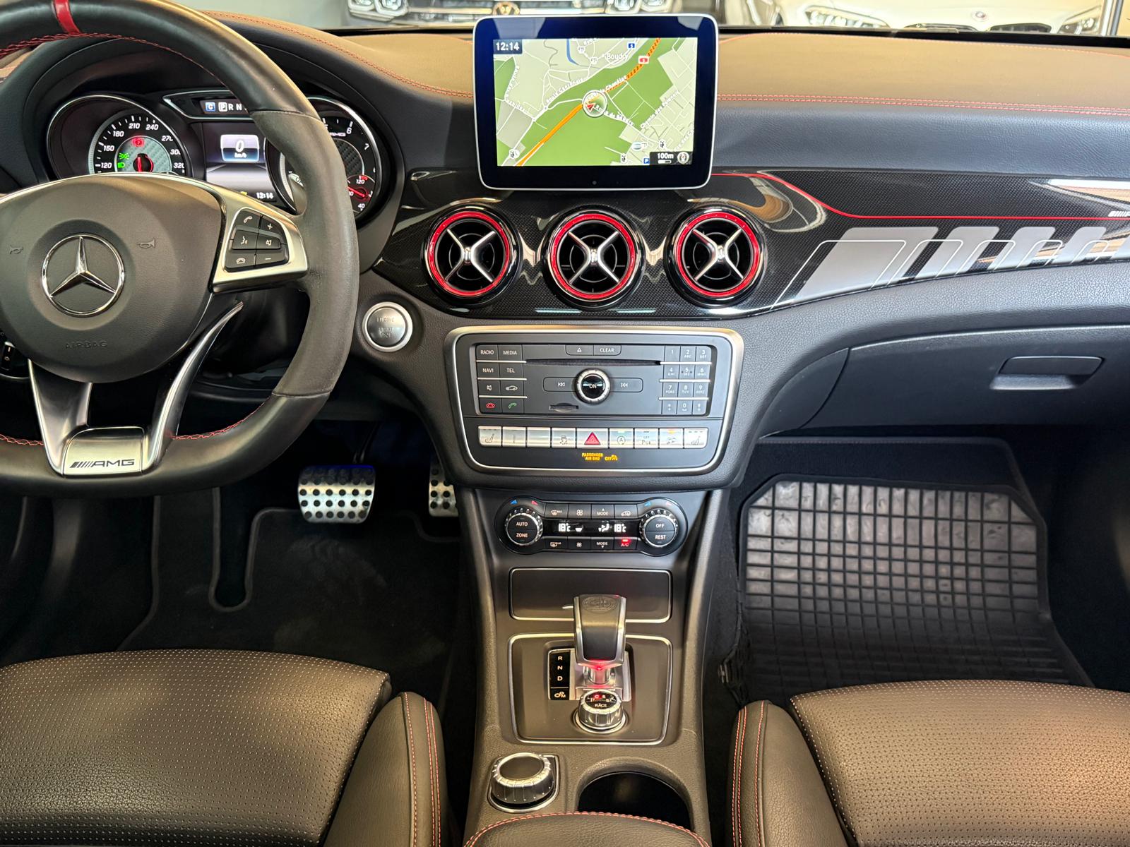 MERCEDES-BENZ GLA 45 AMG 4Matic 7G-DCT-image-14