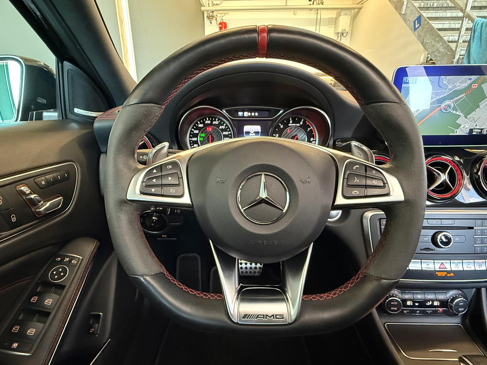 MERCEDES-BENZ GLA 45 AMG 4Matic 7G-DCT-image-16