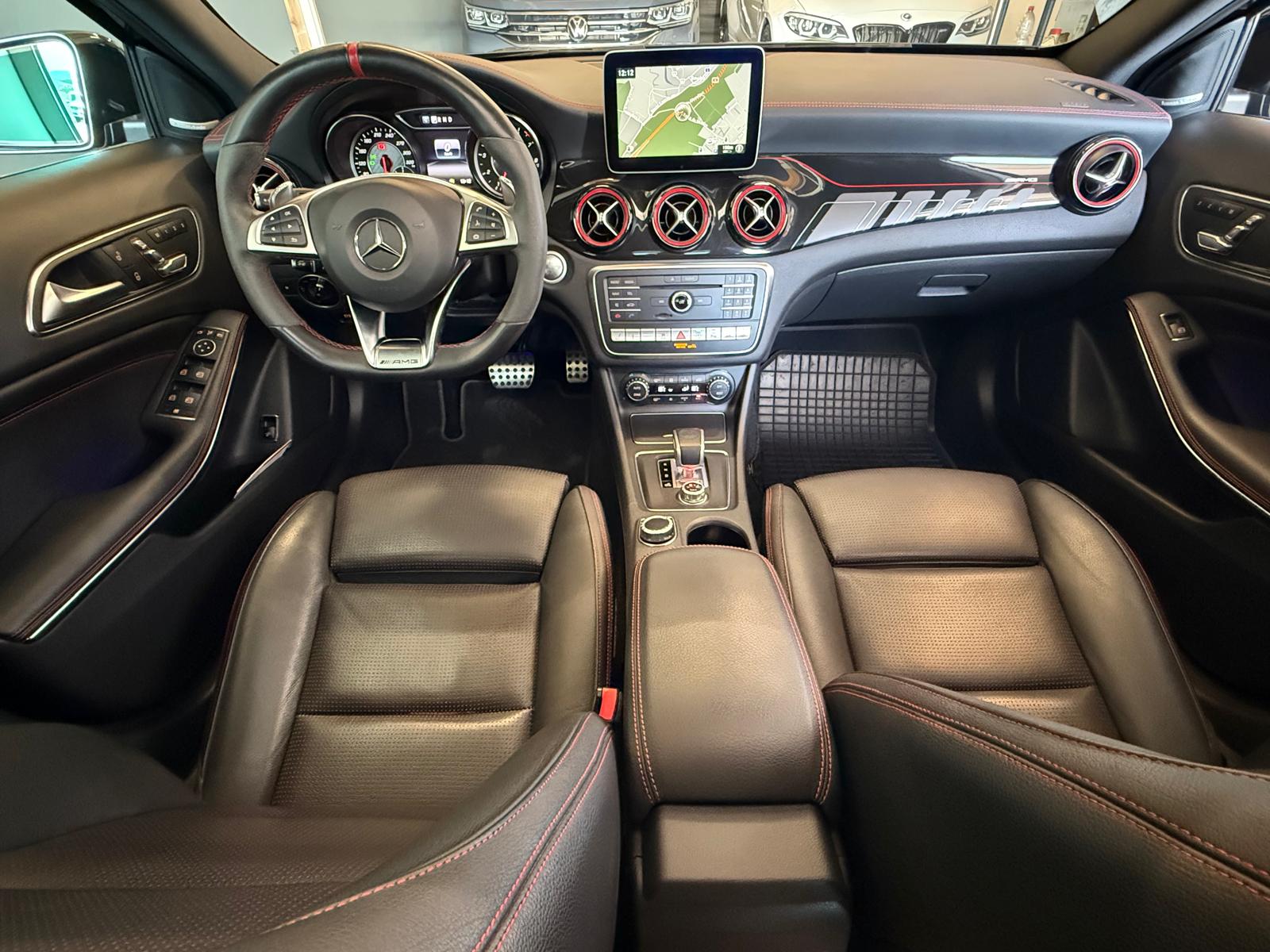 MERCEDES-BENZ GLA 45 AMG 4Matic 7G-DCT-image-13