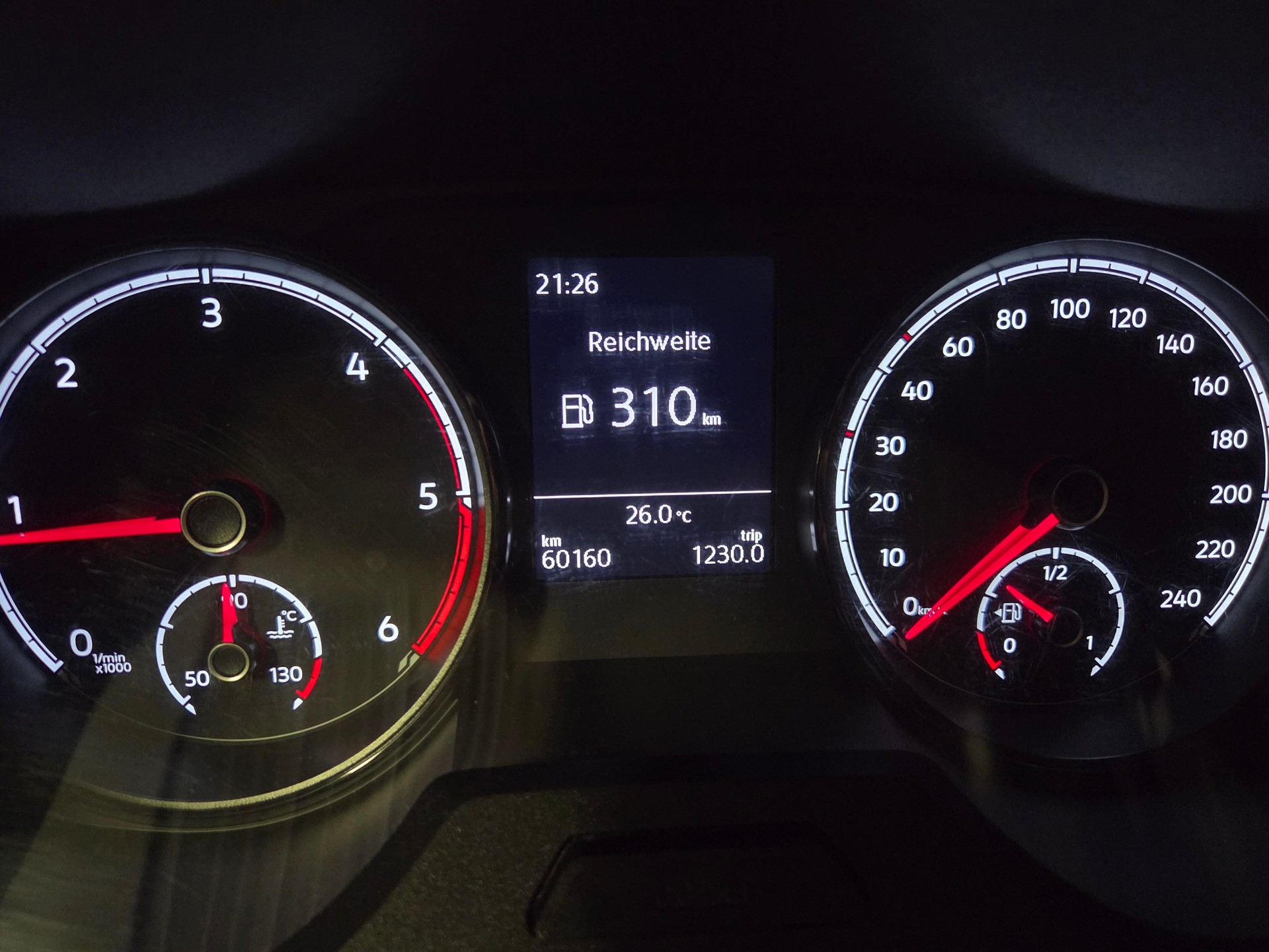 VW 2.0, Diesel, Entry, Camper Vorbereitung, sofort verfügbar-image-4