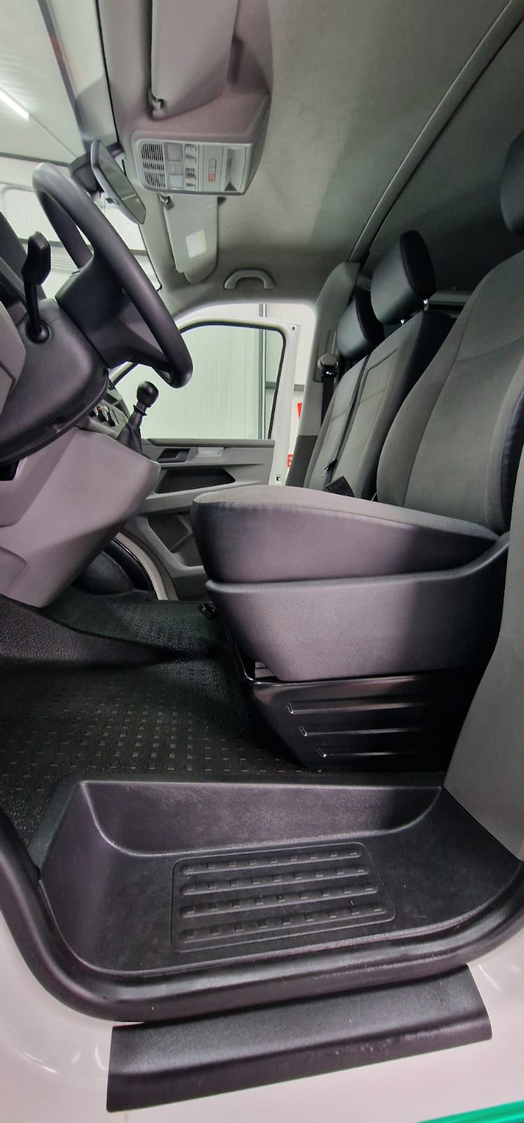 VW 2.0, Diesel, Entry, Camper Vorbereitung, sofort verfügbar-image-6
