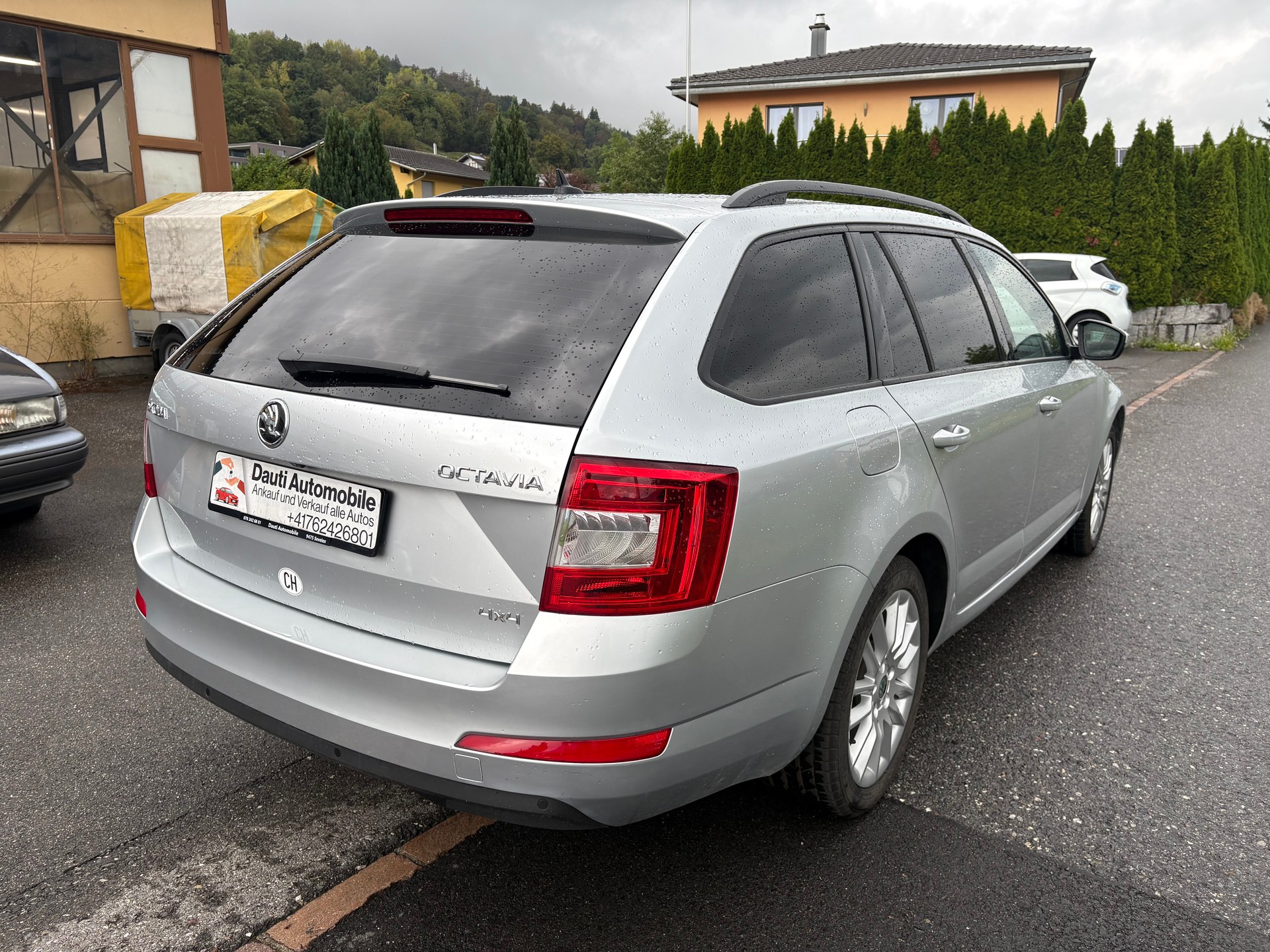 SKODA Octavia Combi 2.0 TDI Ambition 4x4 DSG-image-3