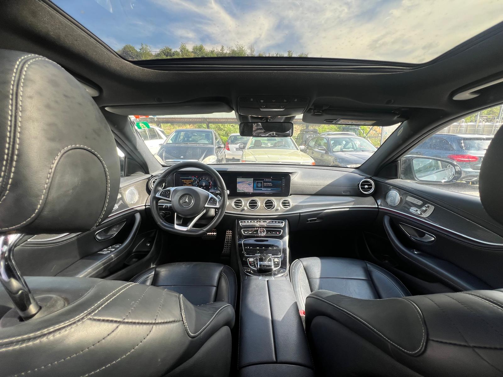 MERCEDES-BENZ E 400 AMG Line 4Matic 9G-Tronic-image-3