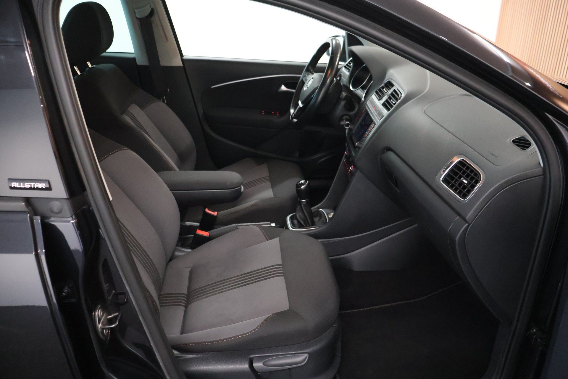 VW Polo 1.4 TDI BMT Allstar-image-13