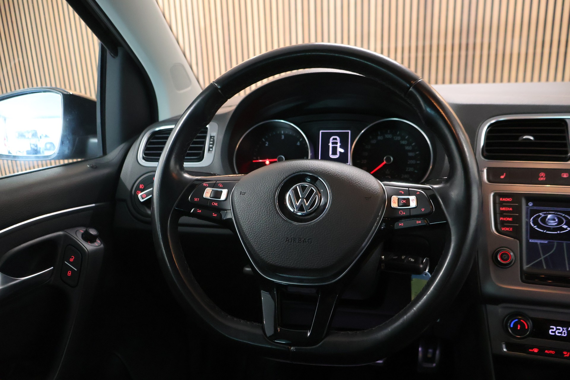 VW Polo 1.4 TDI BMT Allstar-image-16