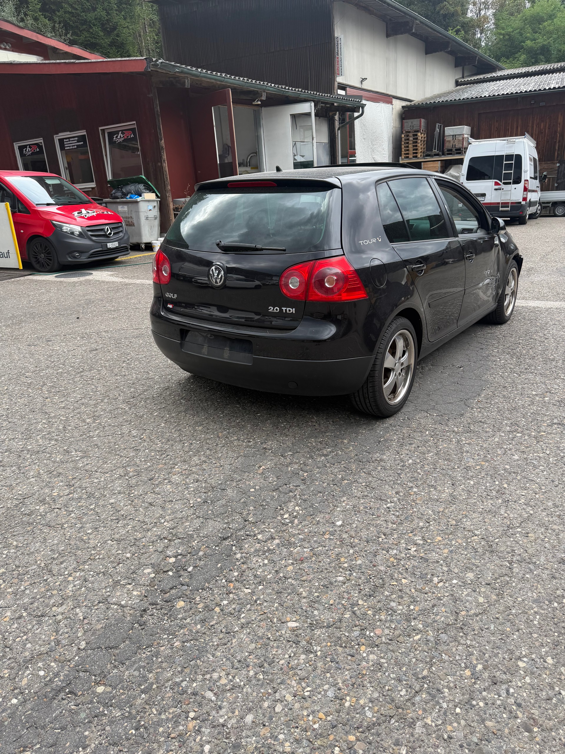 VW Golf 2.0 TDI Comfortline-image-2