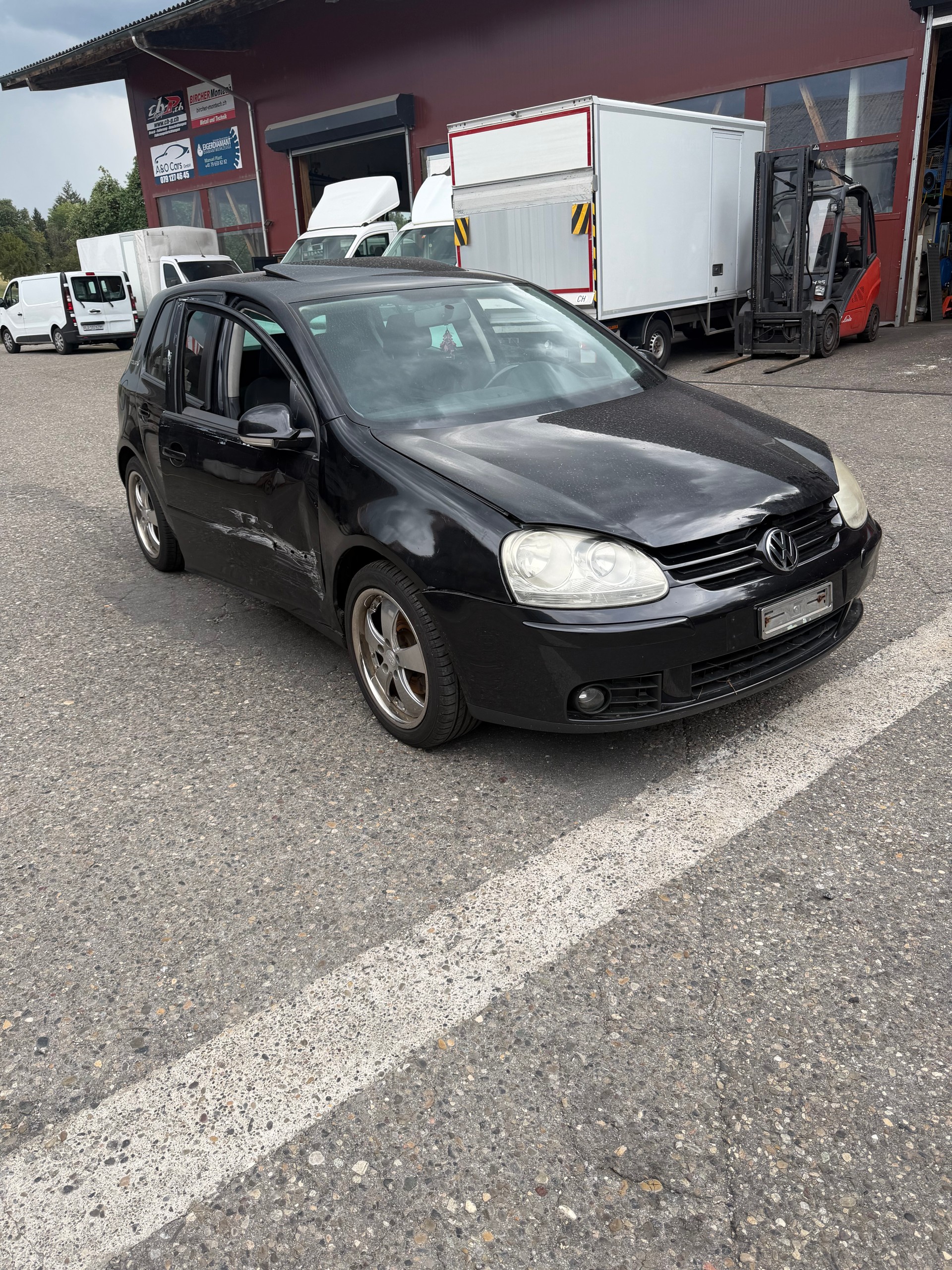 VW Golf 2.0 TDI Comfortline-image-1