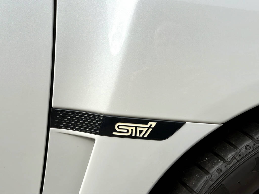 SUBARU WRX STI 2.5 T Sport white@black special-image-26