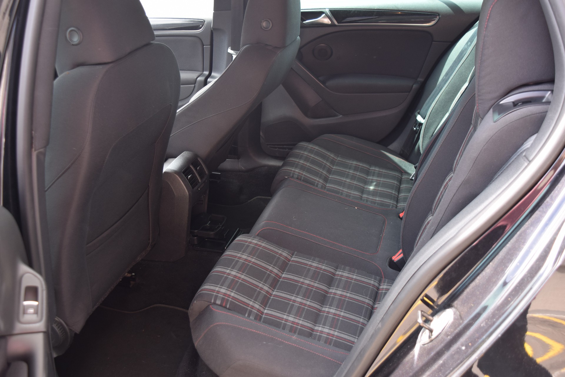 VW Golf 2.0 TSI GTI Edition-image-14