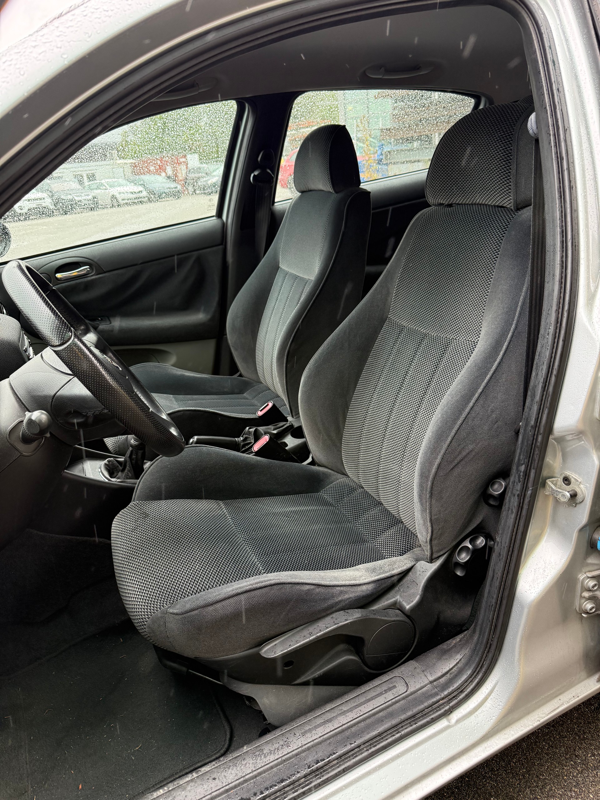 ALFA ROMEO 147 1.6 TS 16V Distinctive-image-8