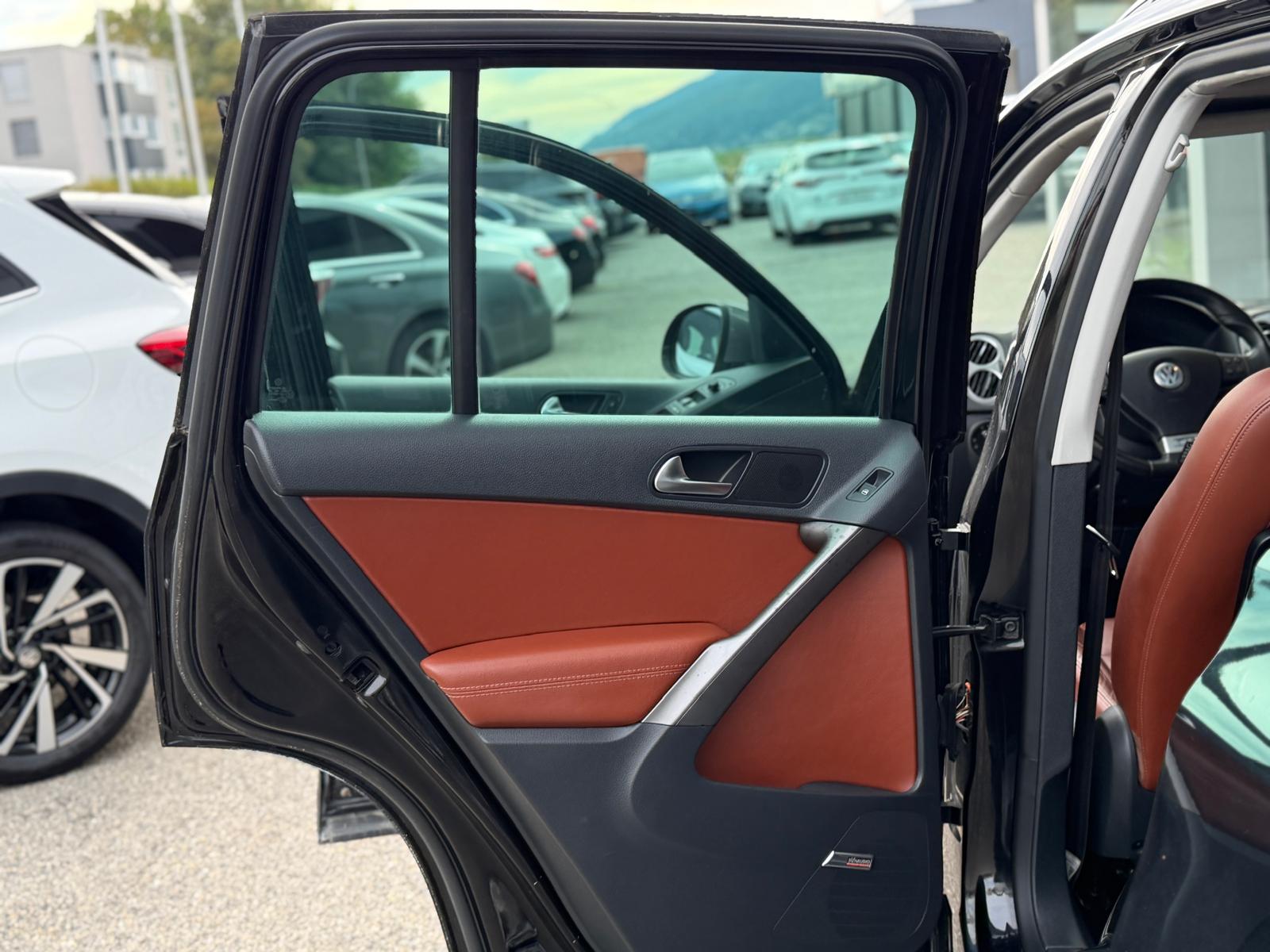 VW Tiguan 2.0 TSI Sport&Style Tiptronic-image-7