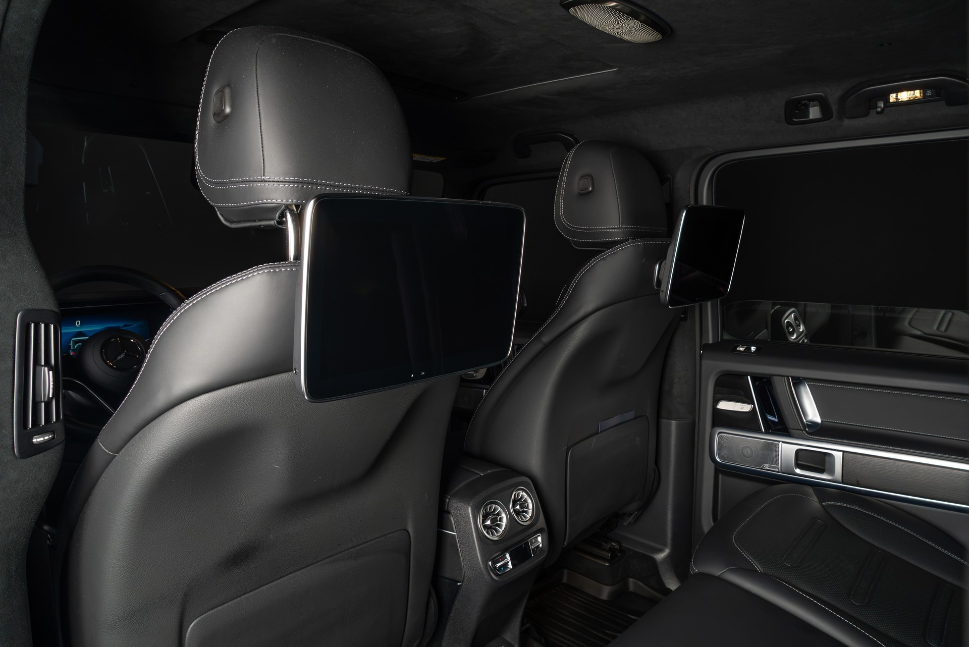 MERCEDES-BENZ G 450d 9G-Tronic-image-14