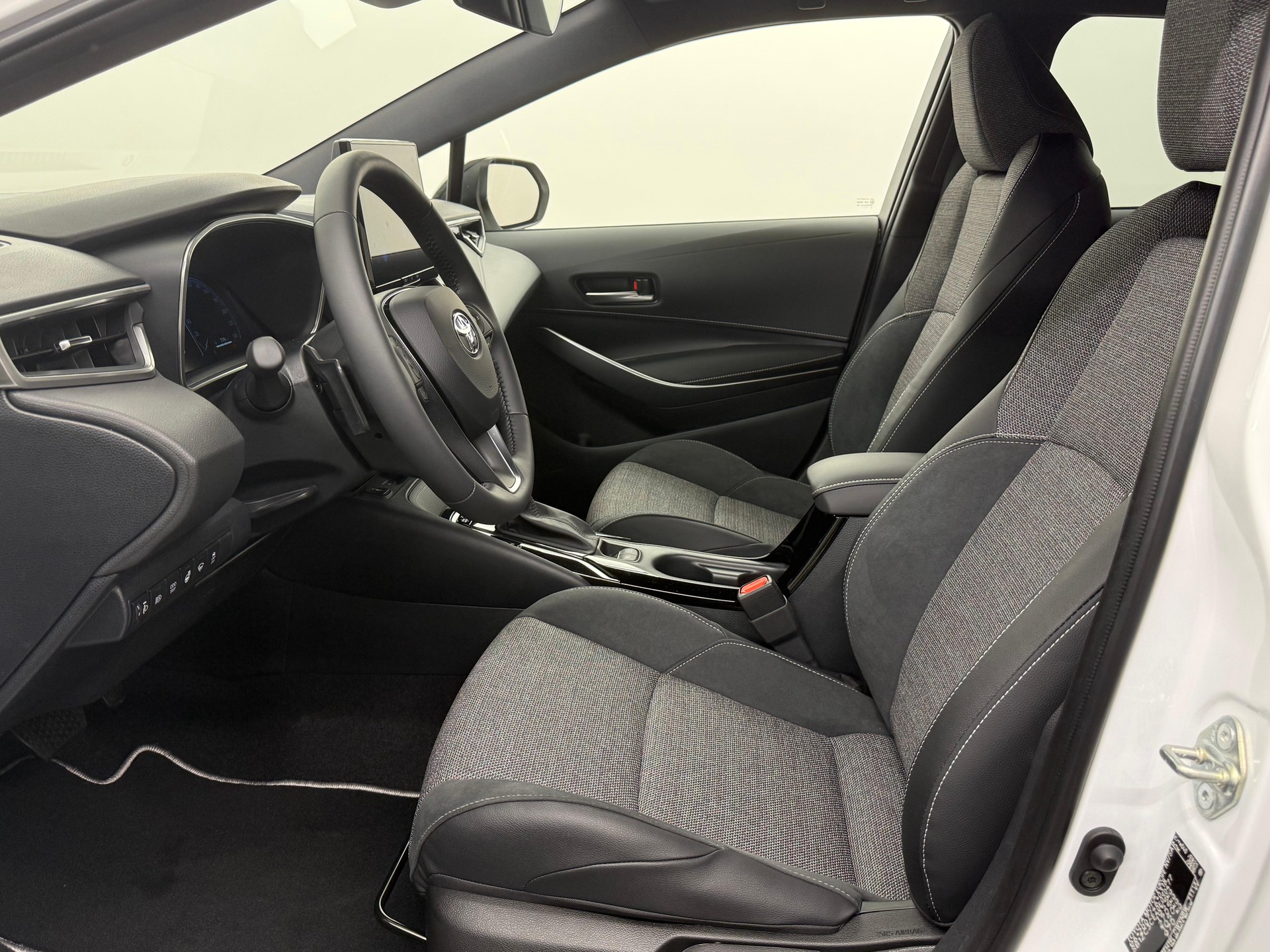 TOYOTA Corolla Touring Sports 2.0 HSD Trend-image-4