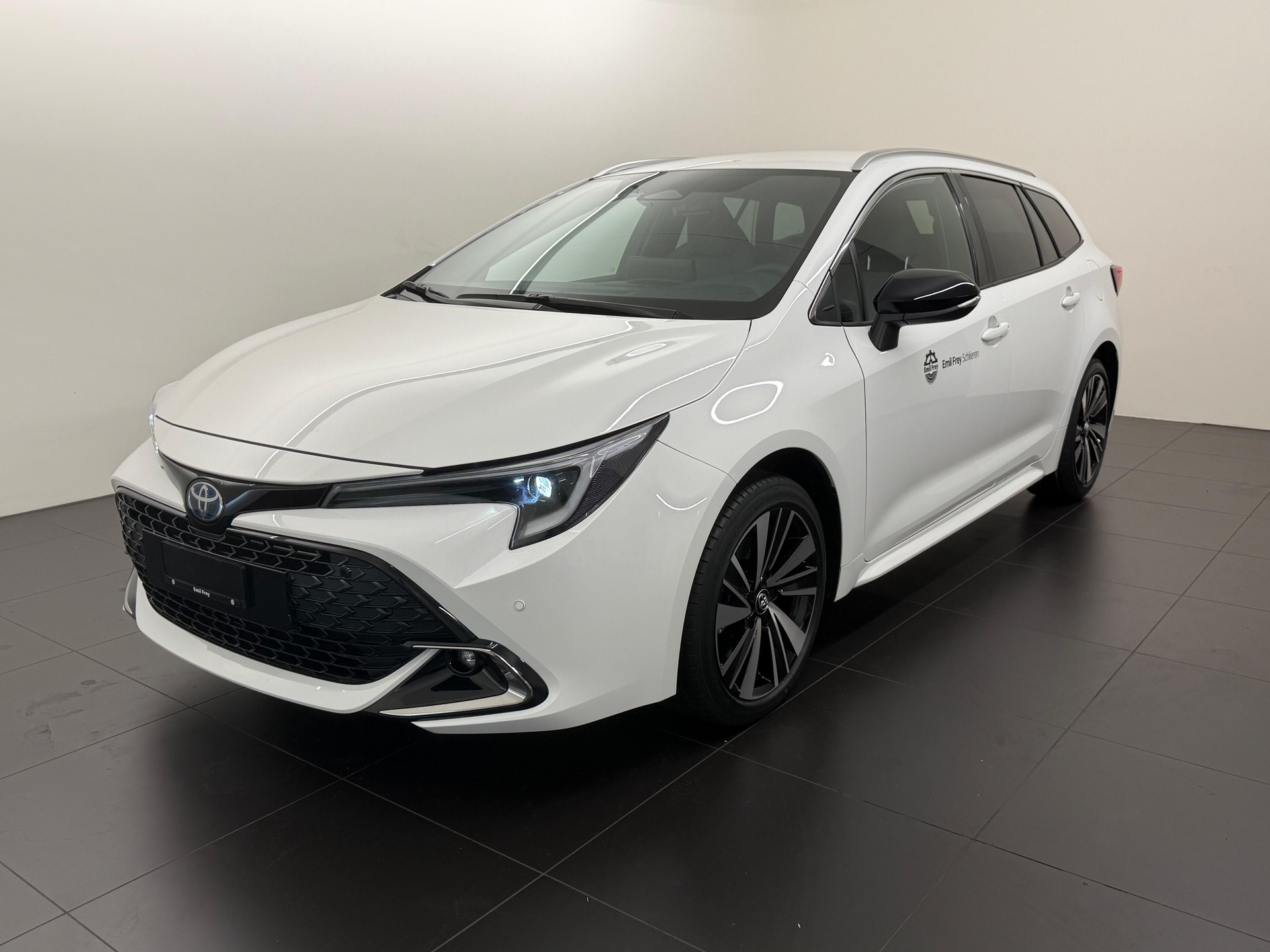 TOYOTA Corolla Touring Sports 2.0 HSD Trend-image-1