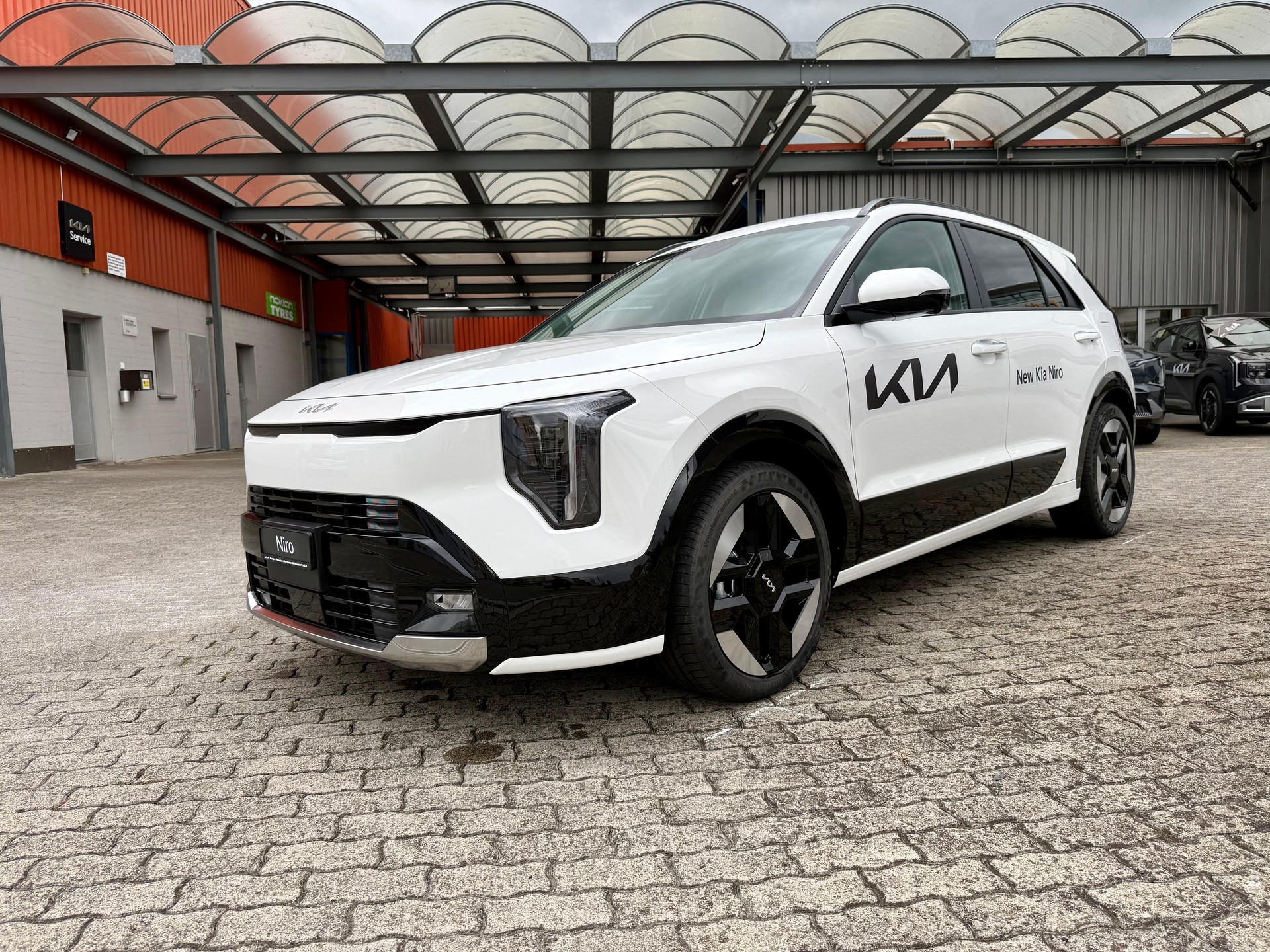 KIA Niro 1.6 GDi Hybrid Style-image-1