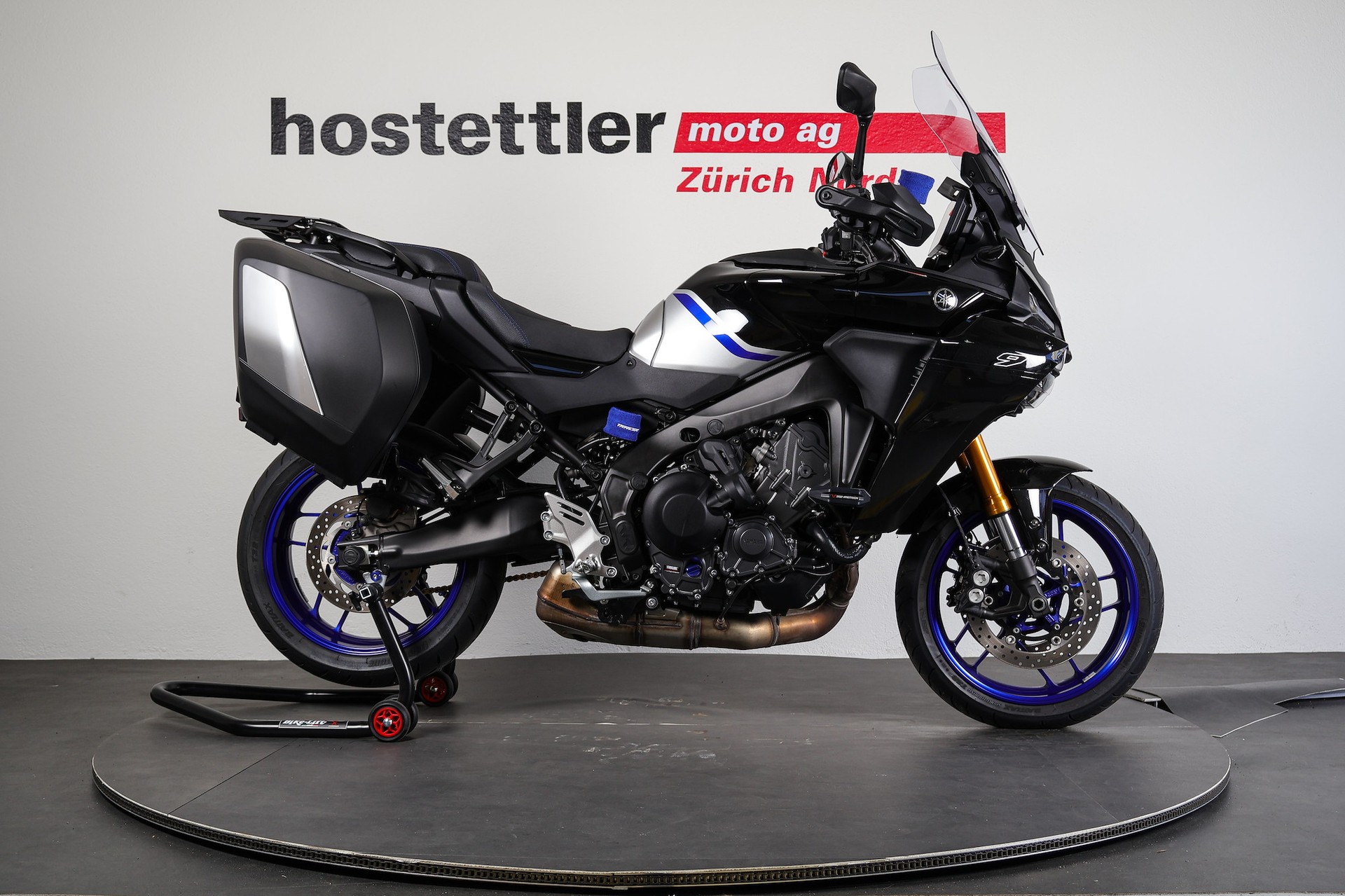 YAMAHA Tracer 9 GT+-showroom-element-1