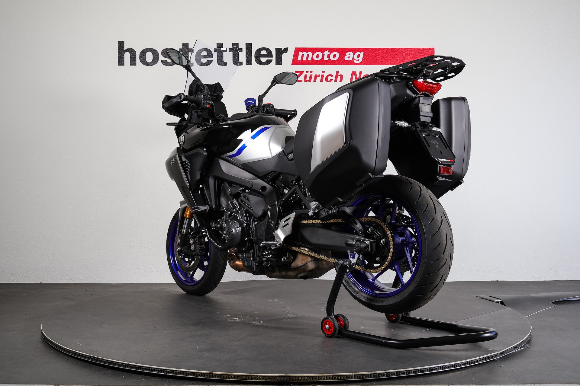 YAMAHA Tracer 9 GT+-showroom-element-3