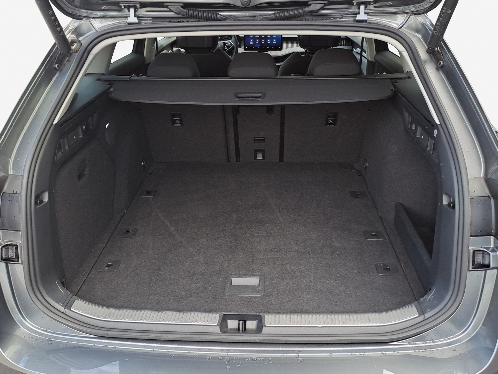 SKODA Superb Combi 2.0 TDi Selection 4x4 DSG-image-12
