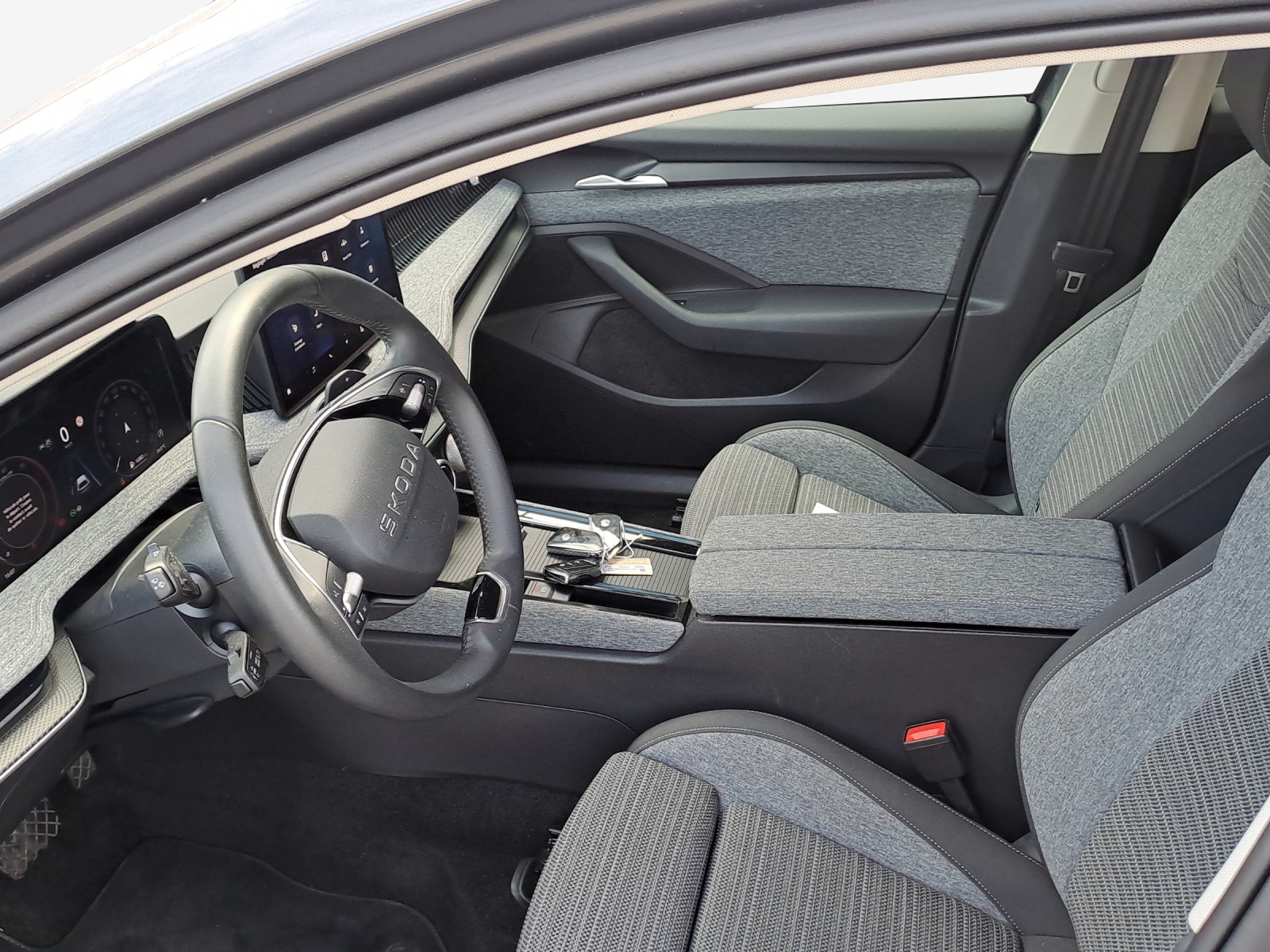 SKODA Superb Combi 2.0 TDi Selection 4x4 DSG-image-7