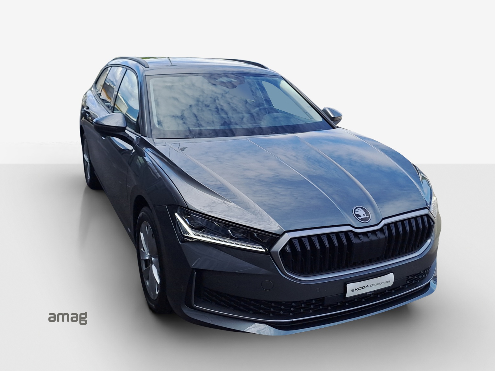 SKODA Superb Combi 2.0 TDi Selection 4x4 DSG-image-15