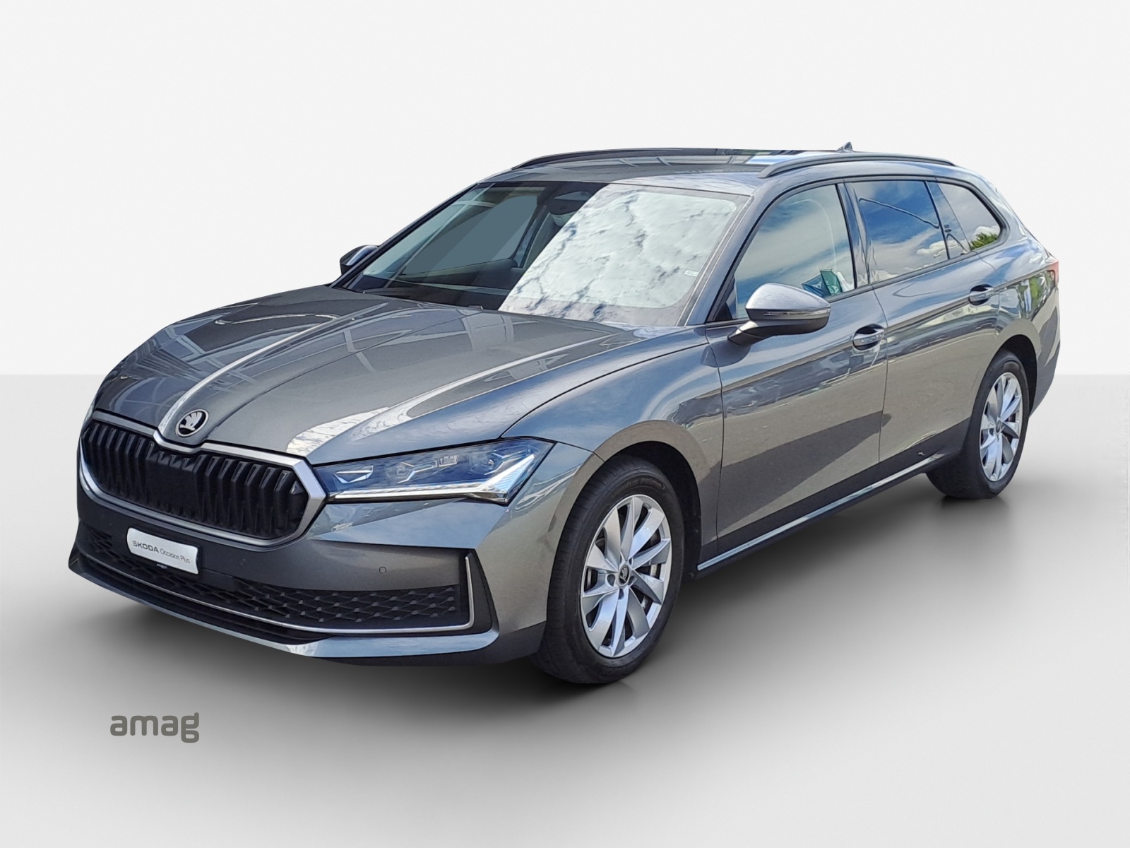 SKODA Superb Combi 2.0 TDi Selection 4x4 DSG-image-0