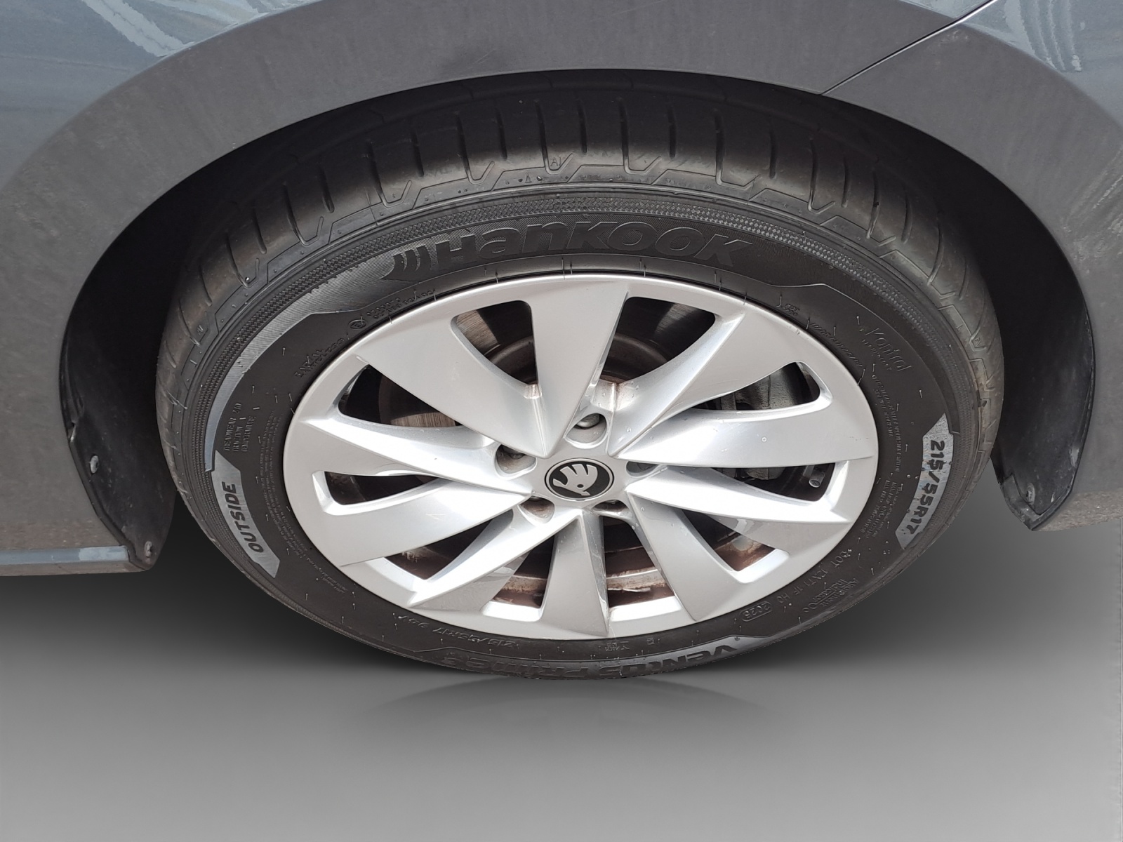 SKODA Superb Combi 2.0 TDi Selection 4x4 DSG-image-14
