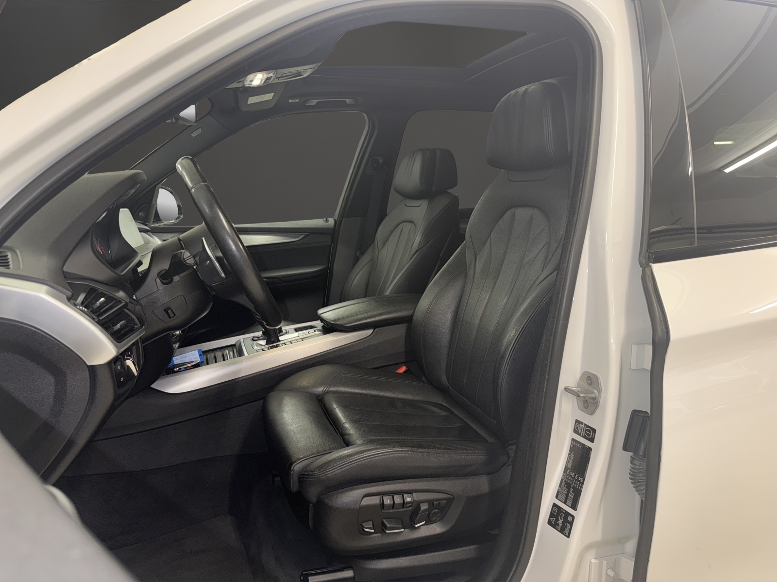 BMW X5 xDrive 40d Steptronic-image-6