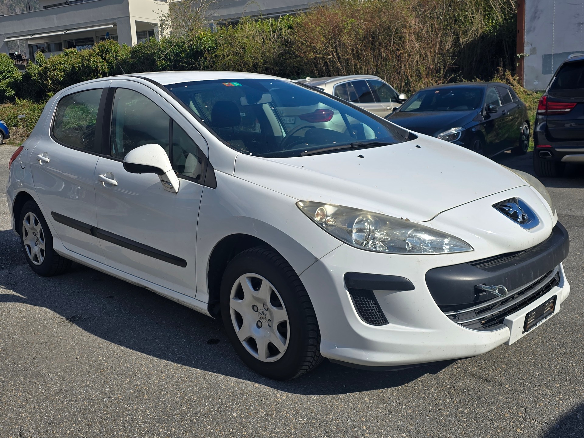 PEUGEOT 308 1.4 16V VTI Trendy-image-2
