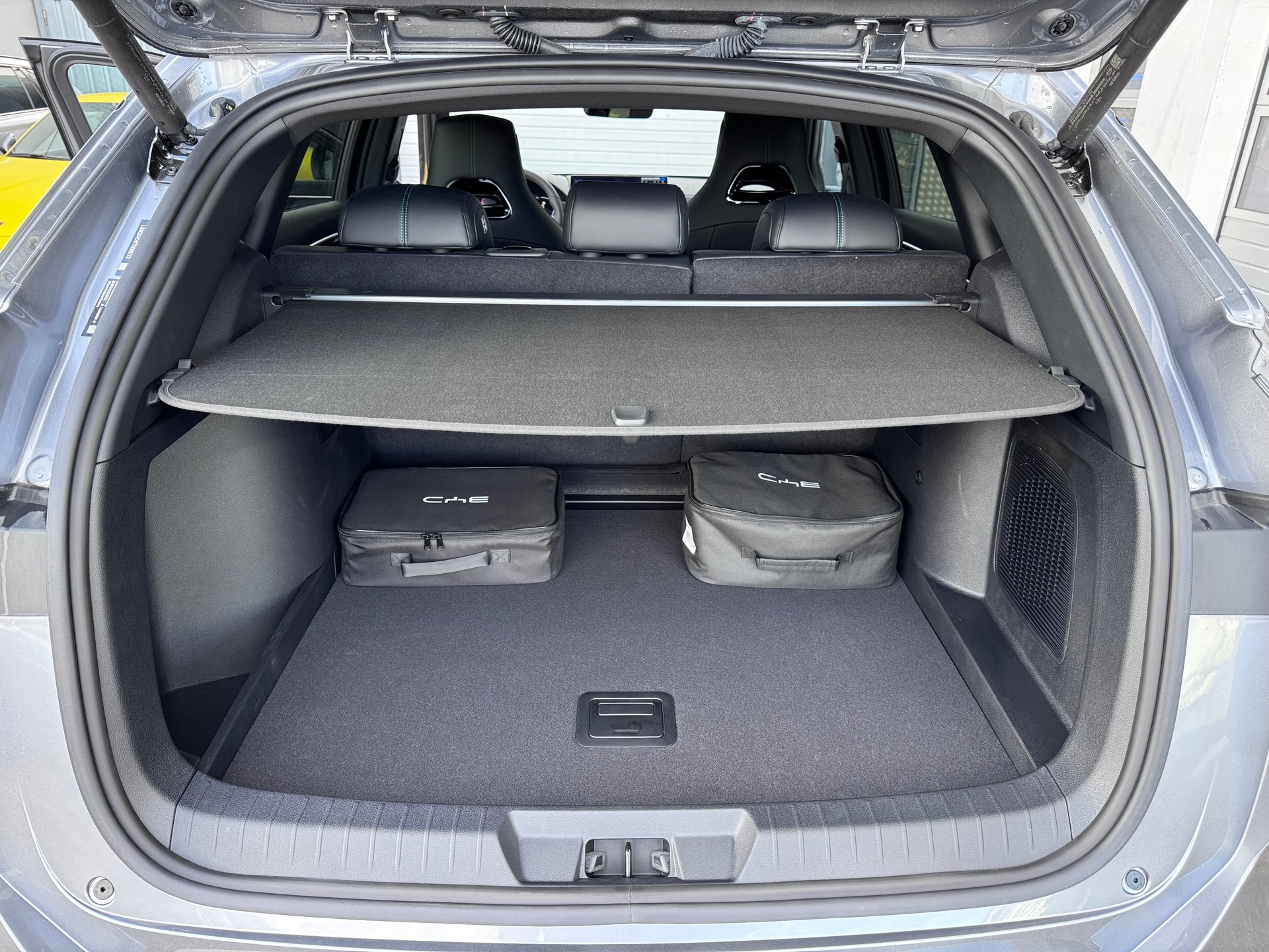 BYD Seal U DM-i Design AWD-image-13