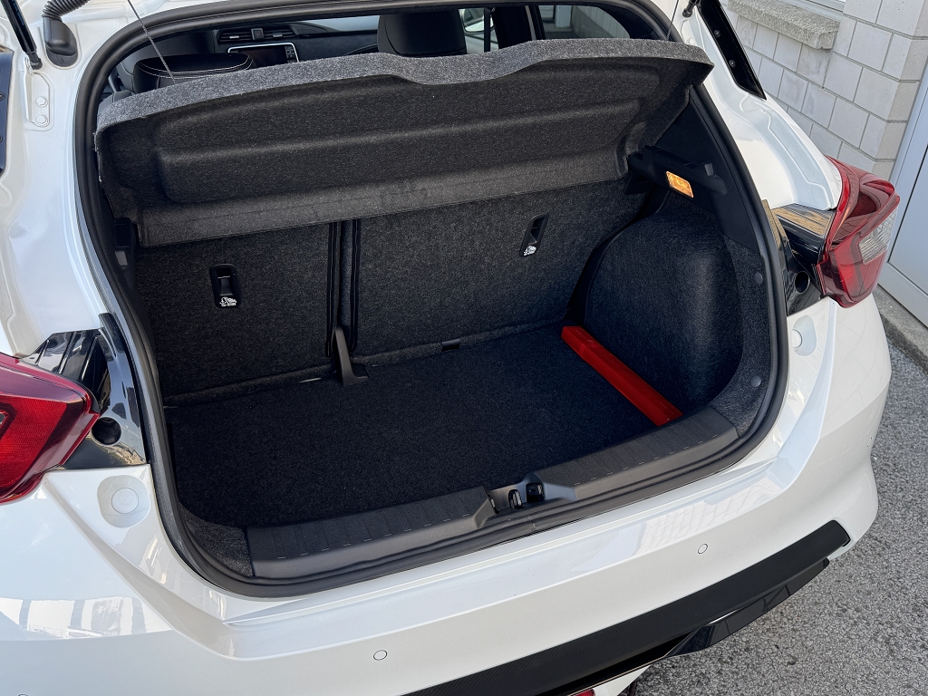 NISSAN Micra 1.0 IG-T N-Sport-image-10