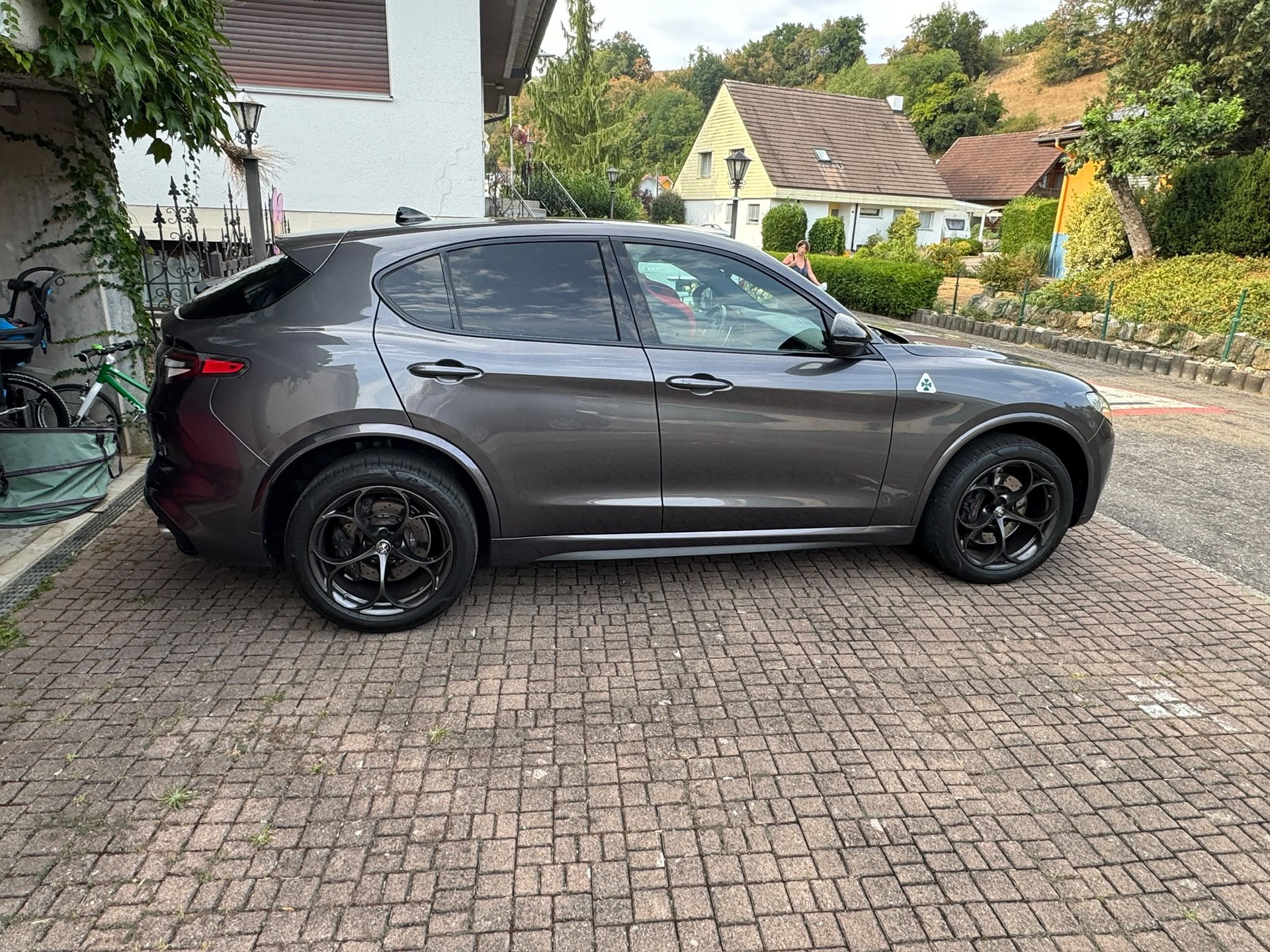 ALFA ROMEO Stelvio 2.9 V6 Quadrifoglio Q4 Automatic-image-2
