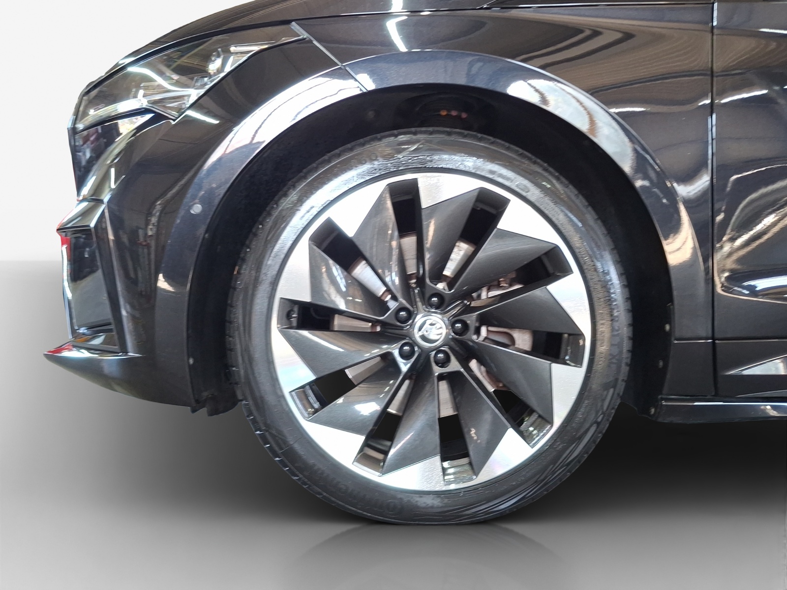 SKODA Enyaq iV 80 SportLine Ultra-image-14