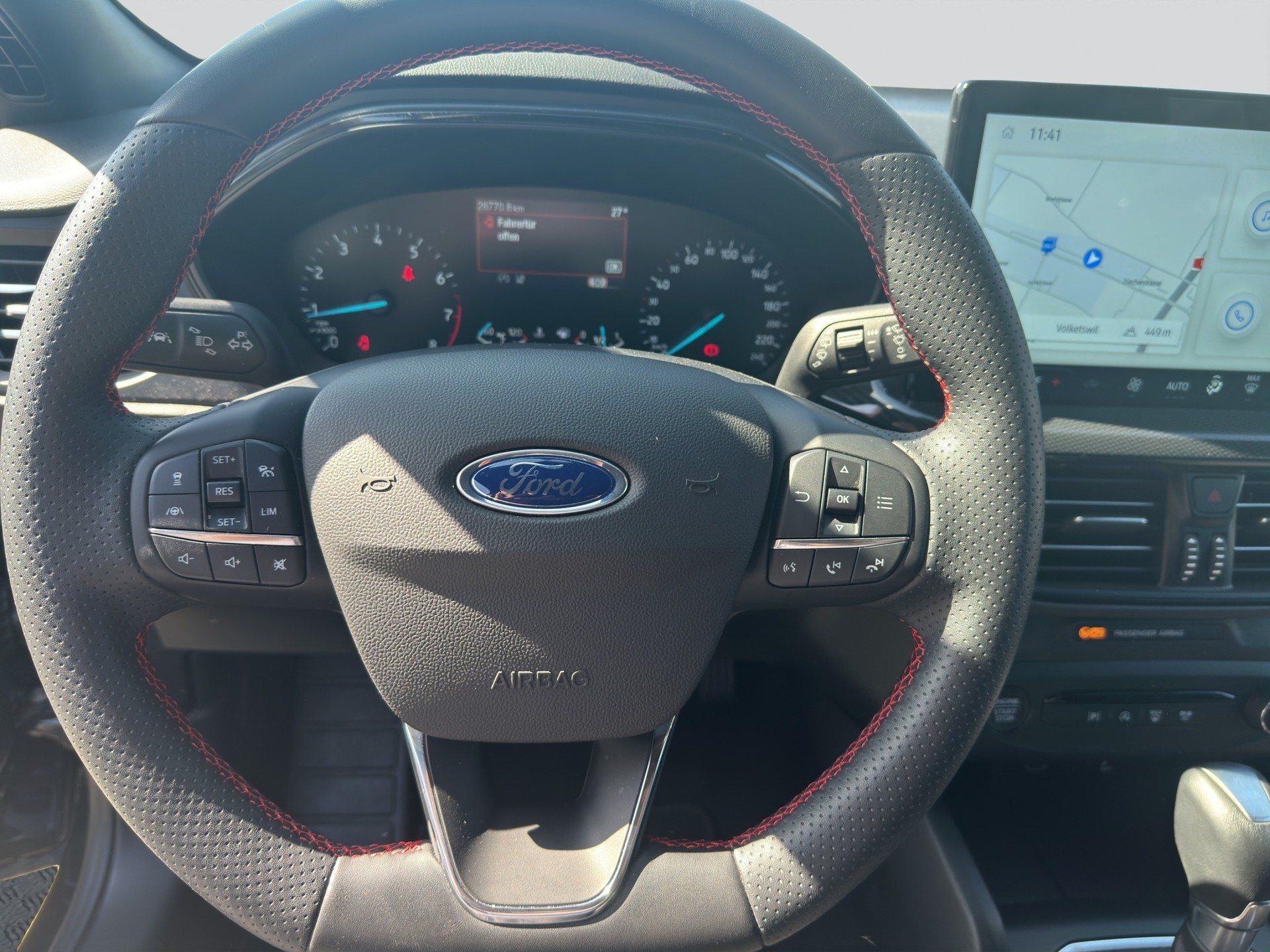 FORD Focus 1.0 MHEV ST-Line Automat-image-9