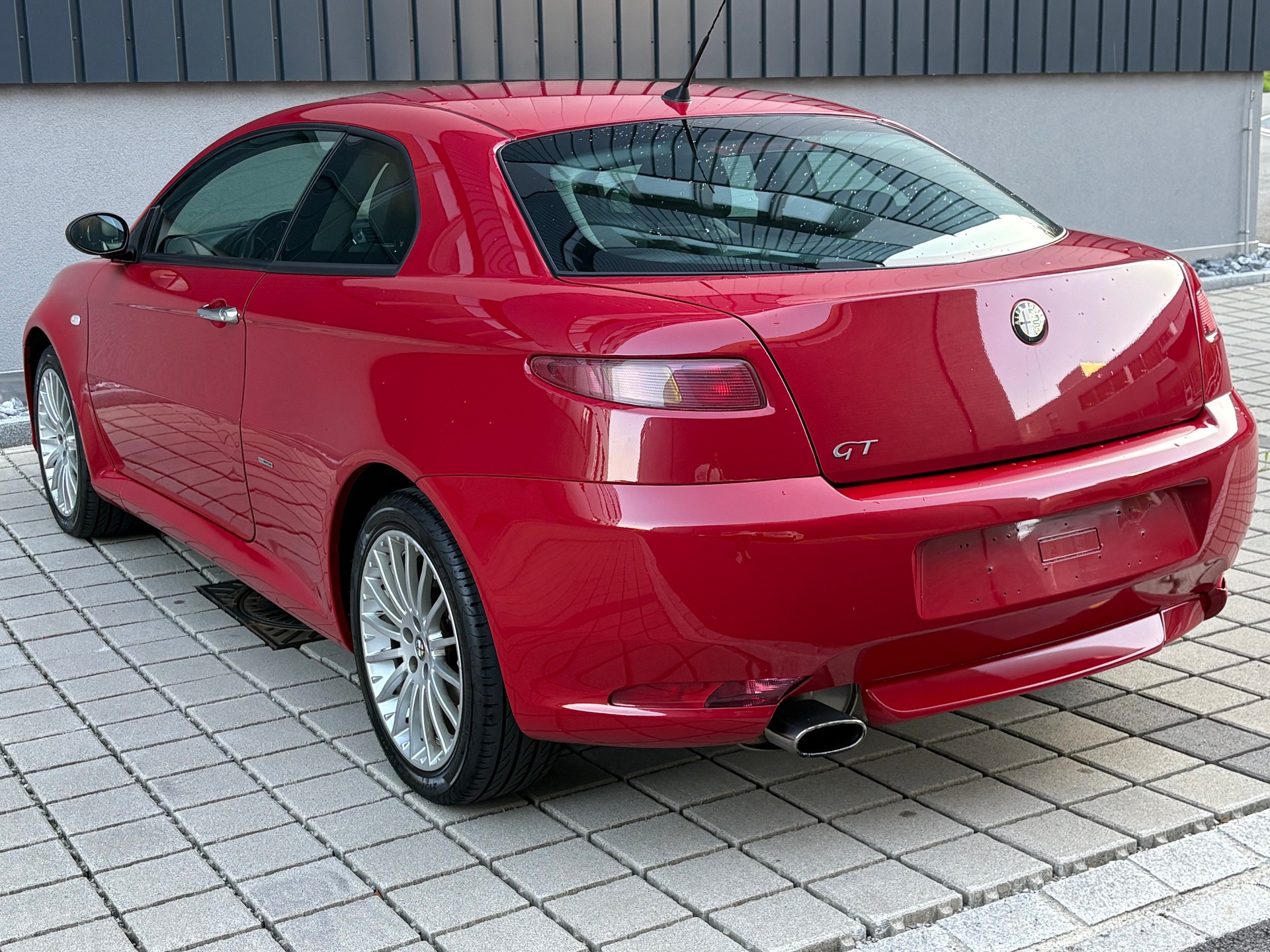 ALFA ROMEO GT 2.0 JTS Distinctive Frisch ab MFK-image-5